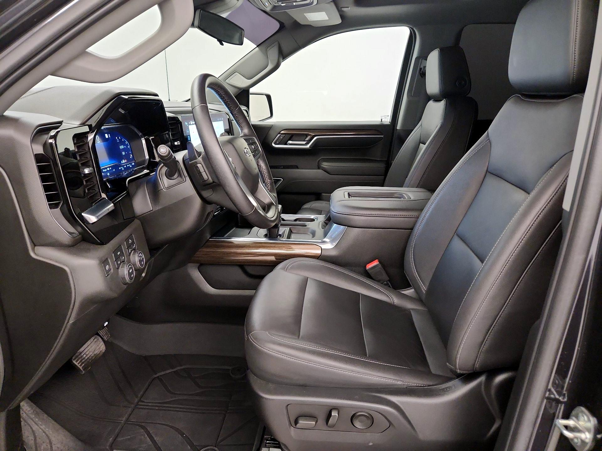 Thumbnail: 2022 Chevrolet Silverado 1500 - 11