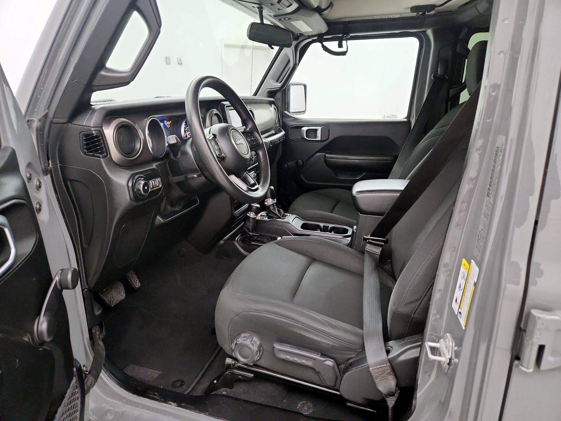 Thumbnail: 2020 Jeep Wrangler - 11