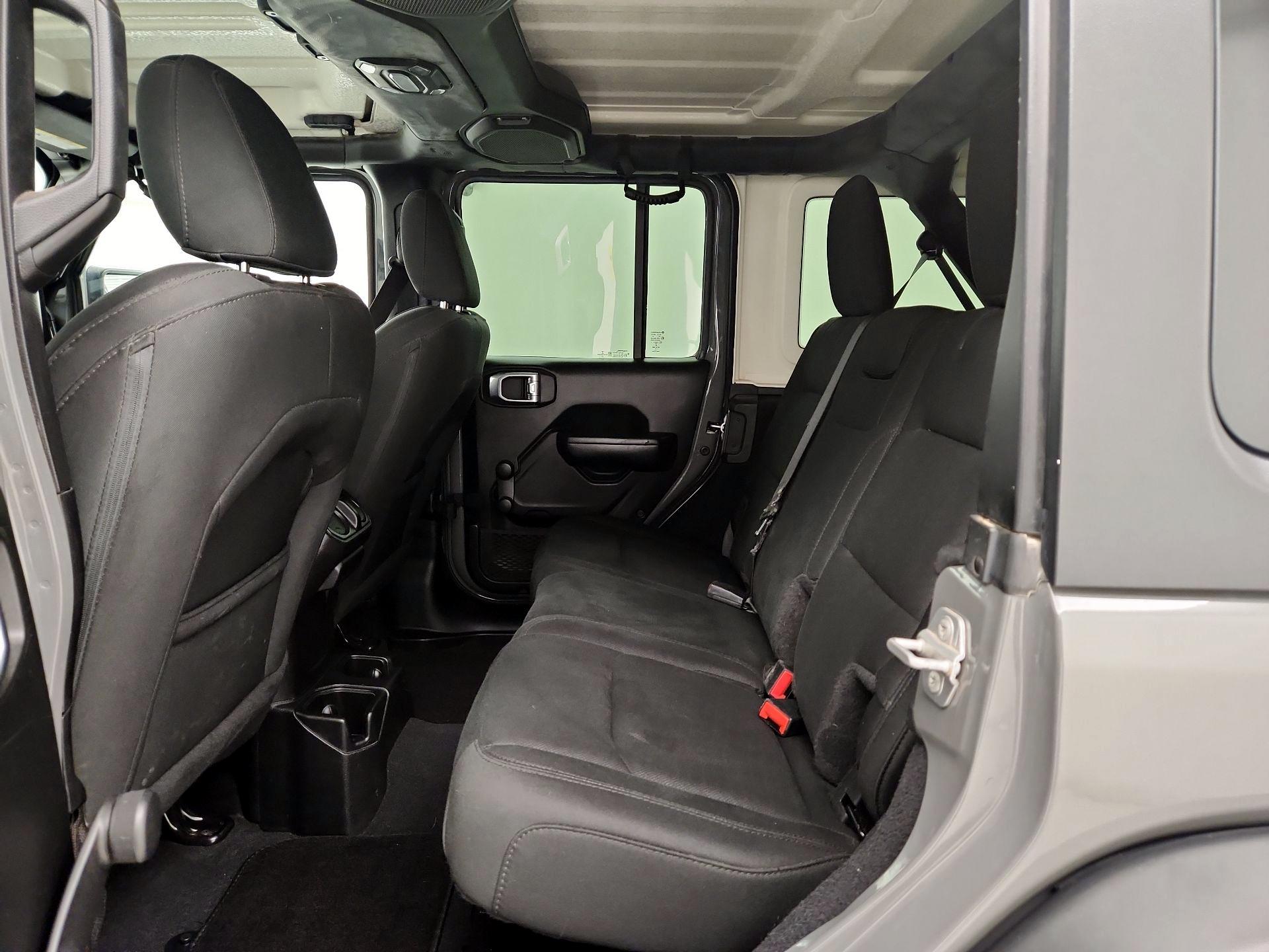 Thumbnail: 2020 Jeep Wrangler - 20