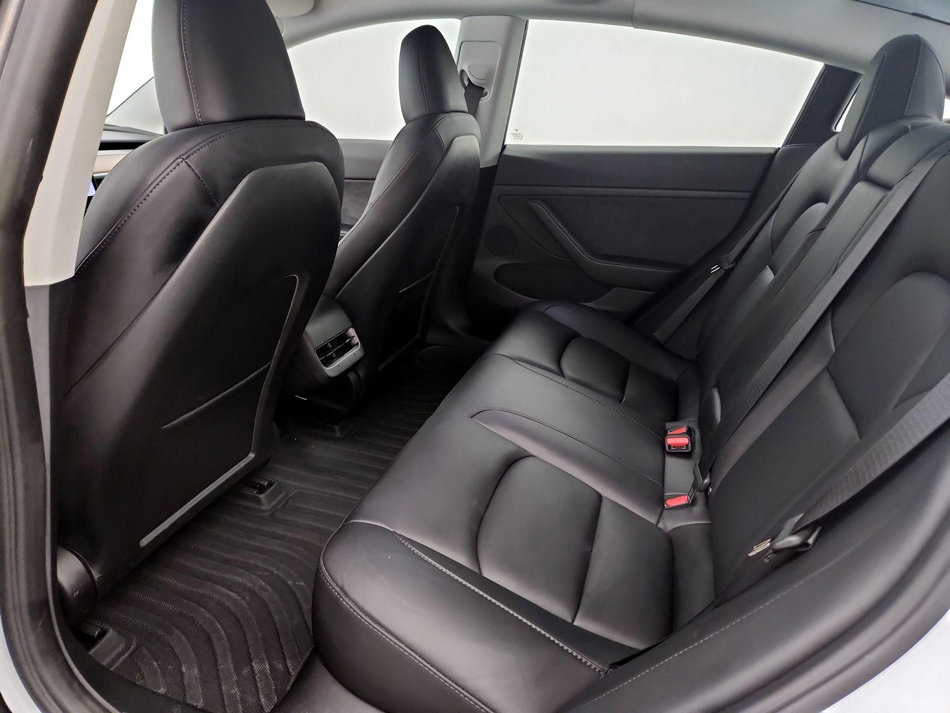 Thumbnail: 2023 Tesla Model 3 - 20