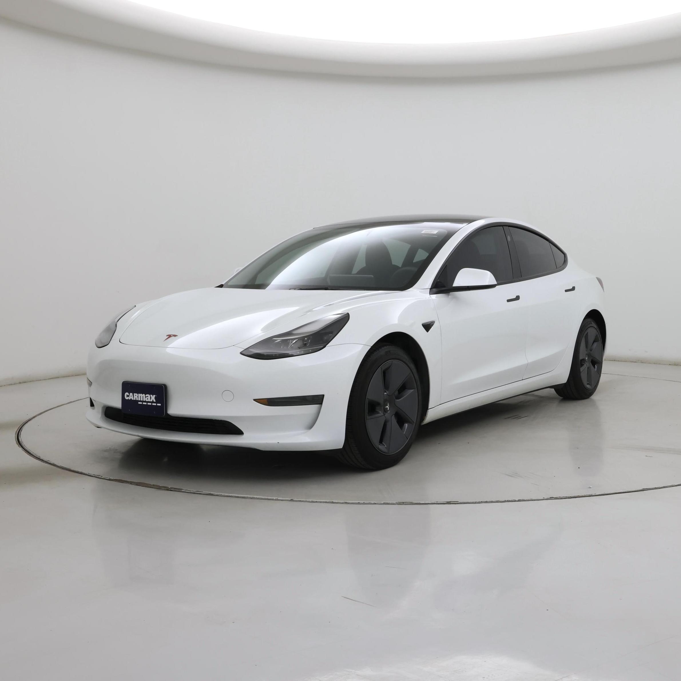 Thumbnail: 2023 Tesla Model 3 - 4