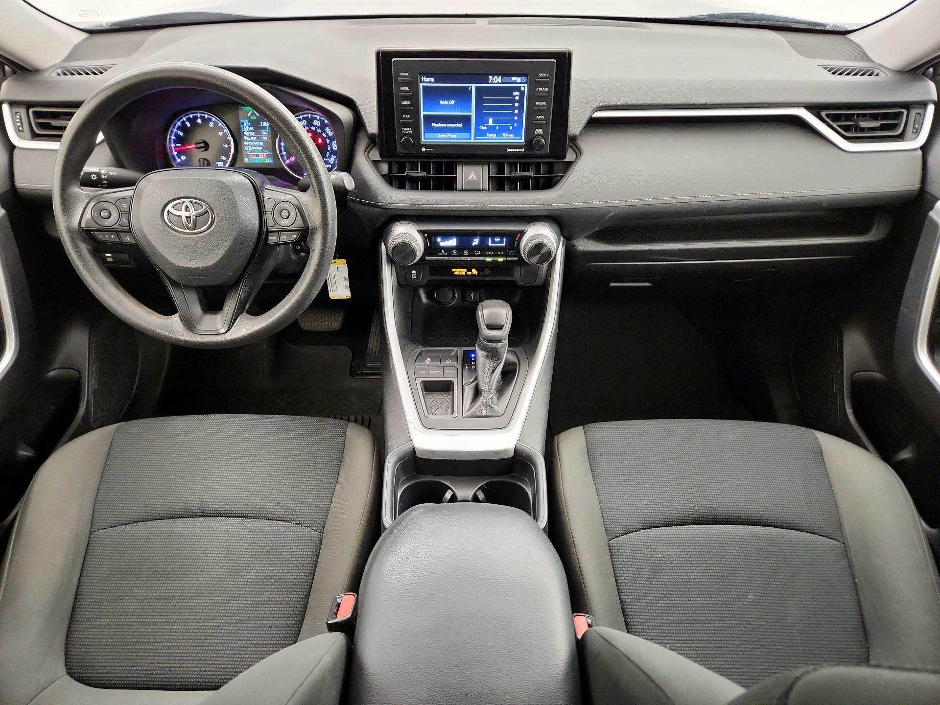 Thumbnail: 2021 Toyota RAV4 - 9