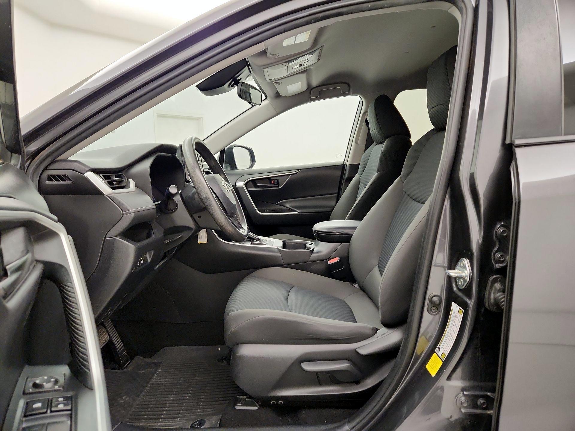 Thumbnail: 2021 Toyota RAV4 - 11