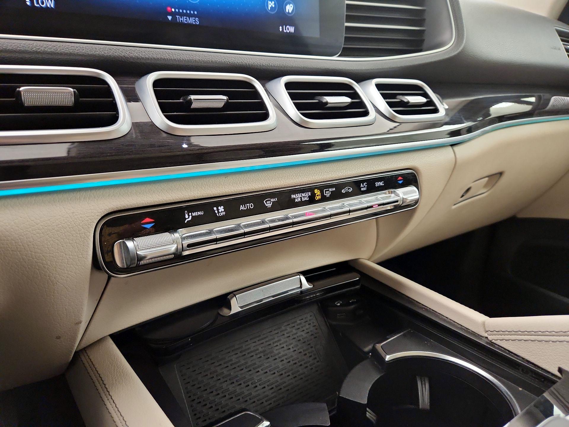 Thumbnail: 2020 Mercedes-Benz GLE - 17