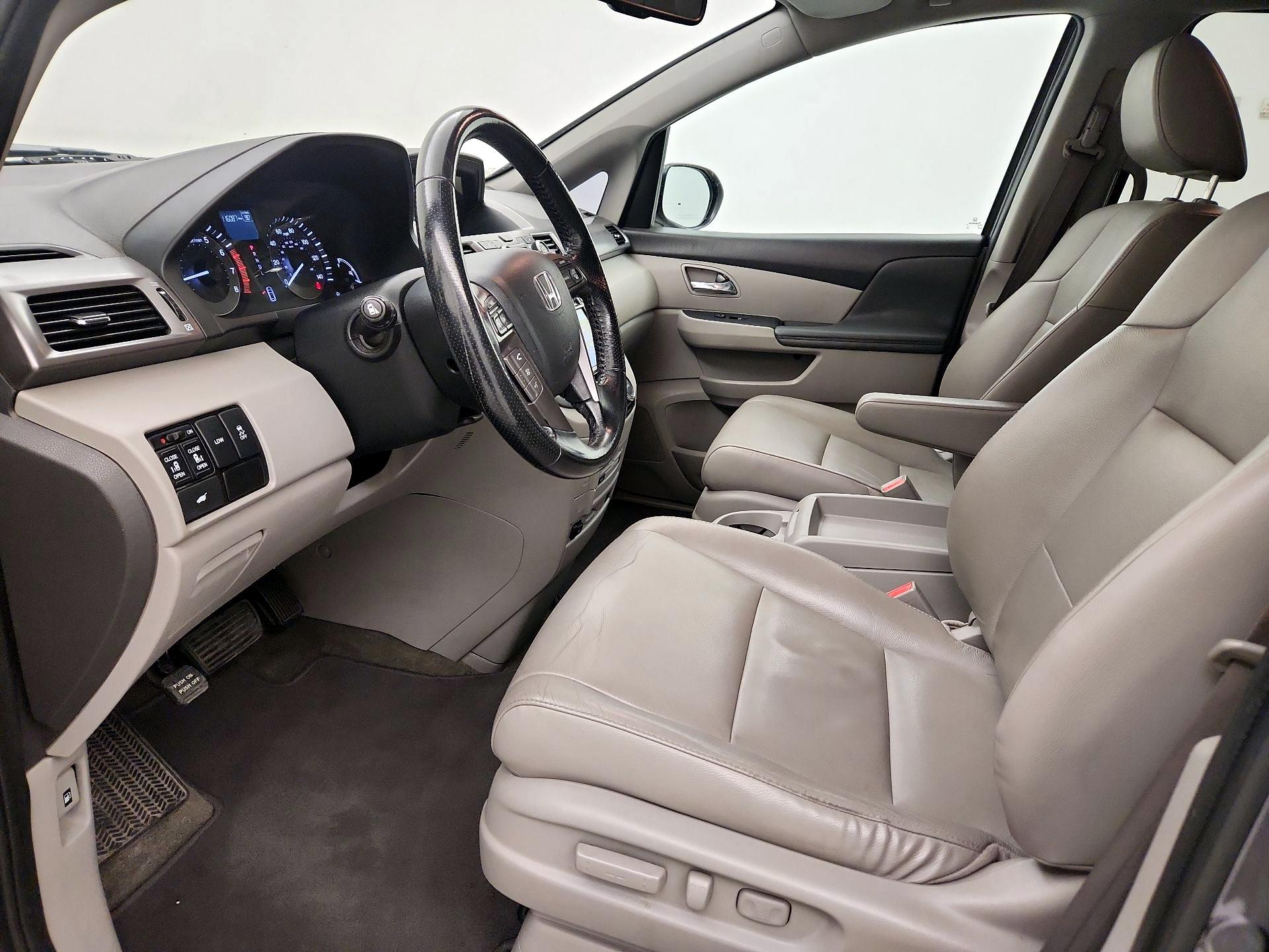 Thumbnail: 2015 Honda Odyssey - 11