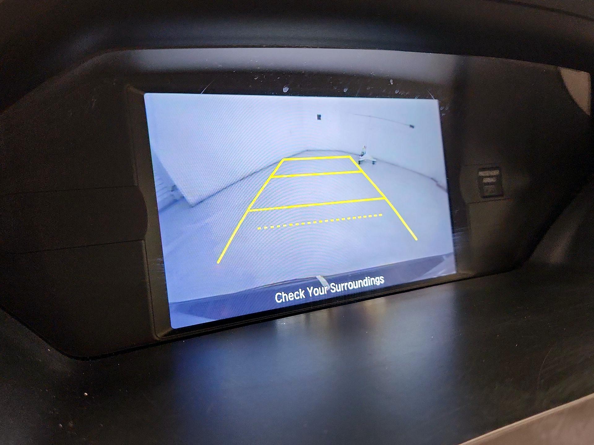 Thumbnail: 2015 Honda Odyssey - 14