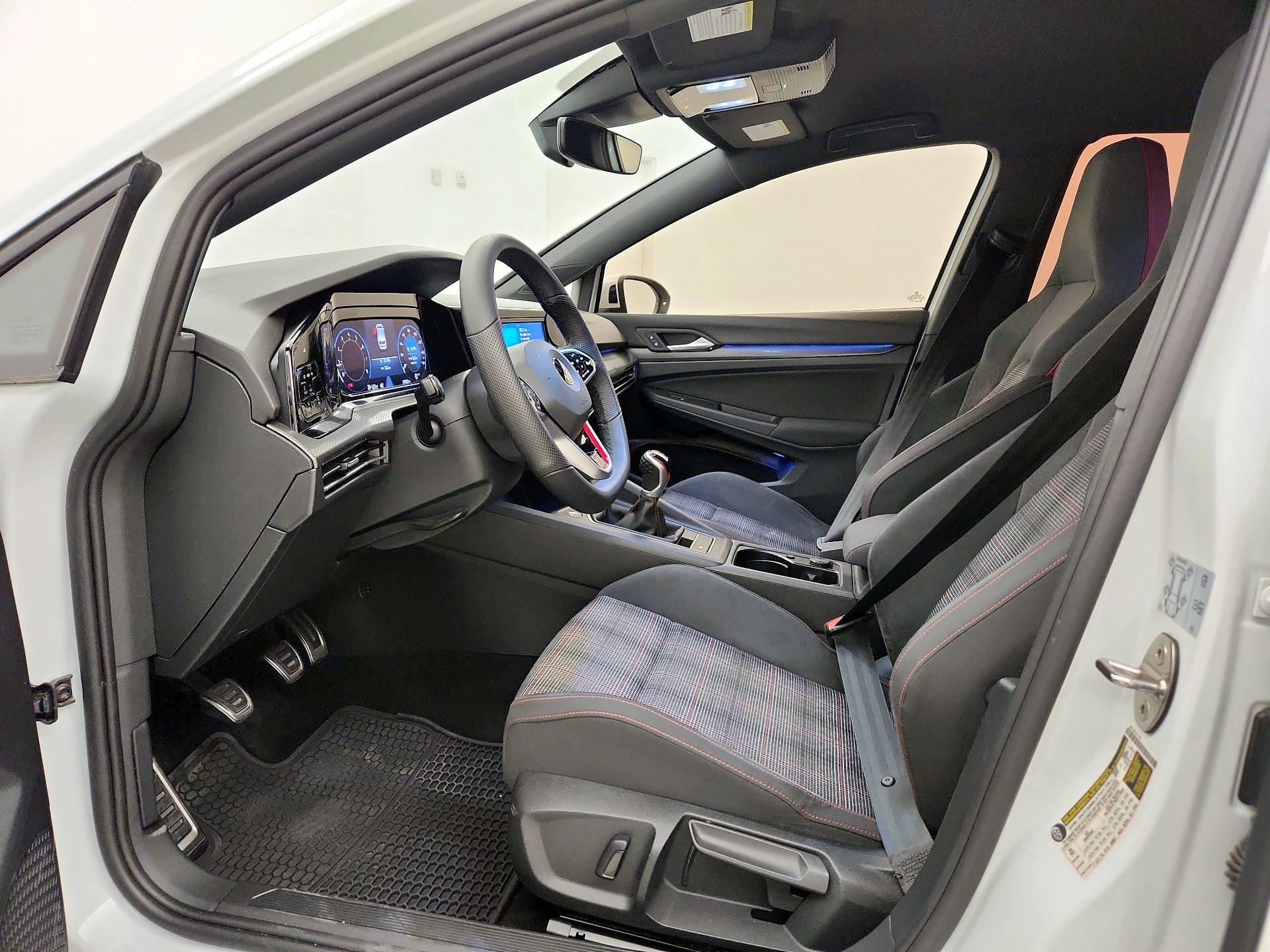 Thumbnail: 2022 Volkswagen Golf - 11