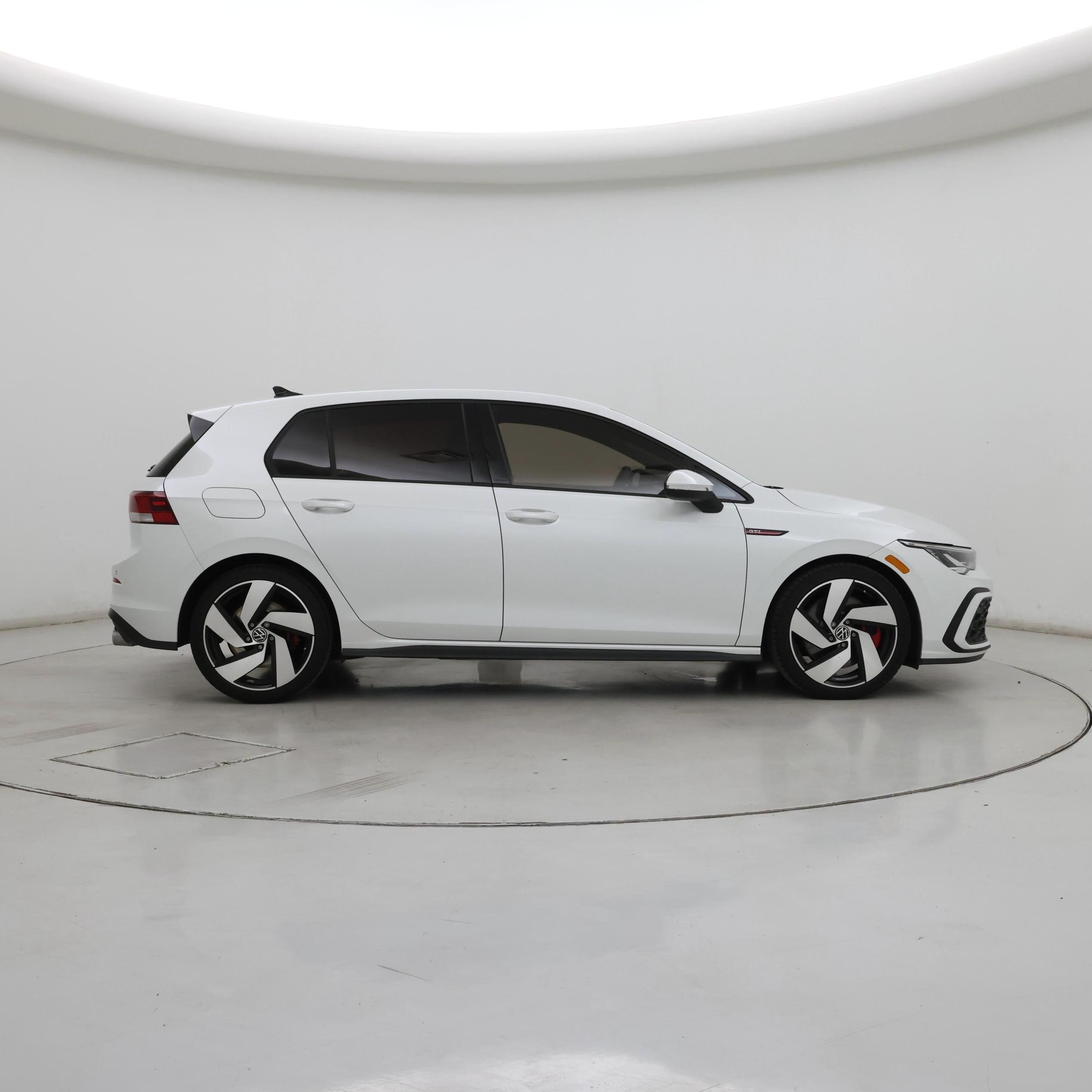 Thumbnail: 2022 Volkswagen Golf - 7