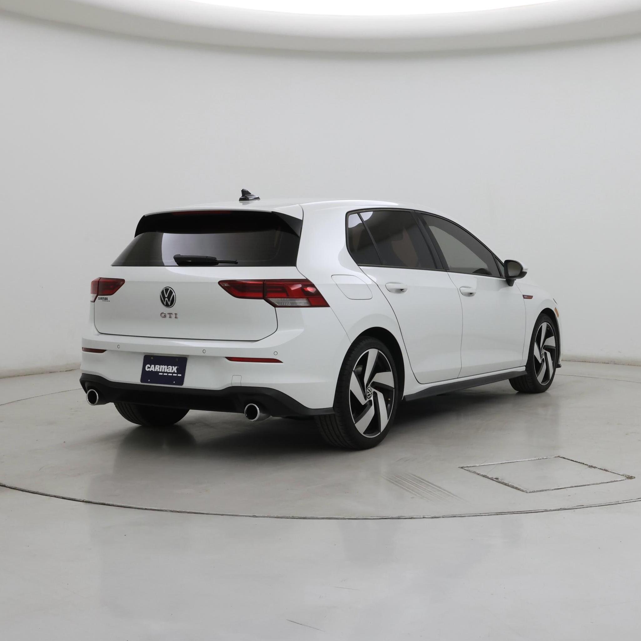 Thumbnail: 2022 Volkswagen Golf - 8