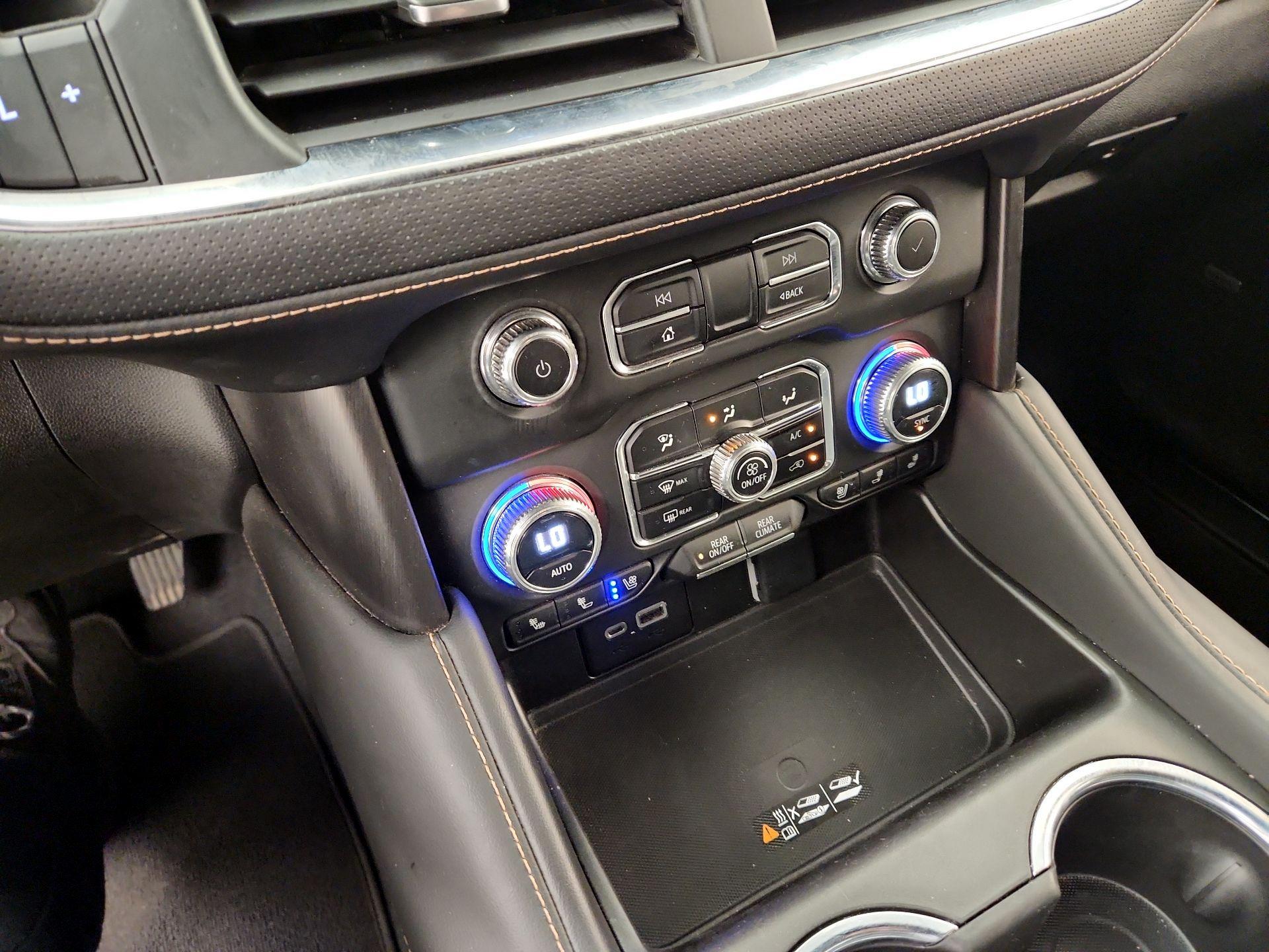 Thumbnail: 2023 GMC Yukon XL - 16