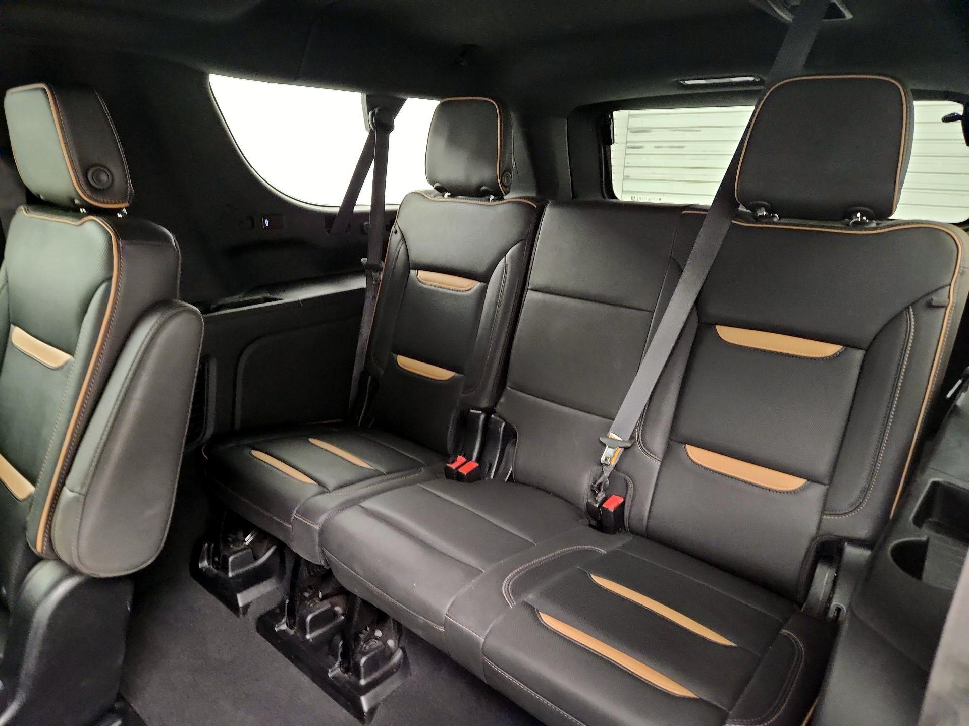 Thumbnail: 2023 GMC Yukon XL - 20