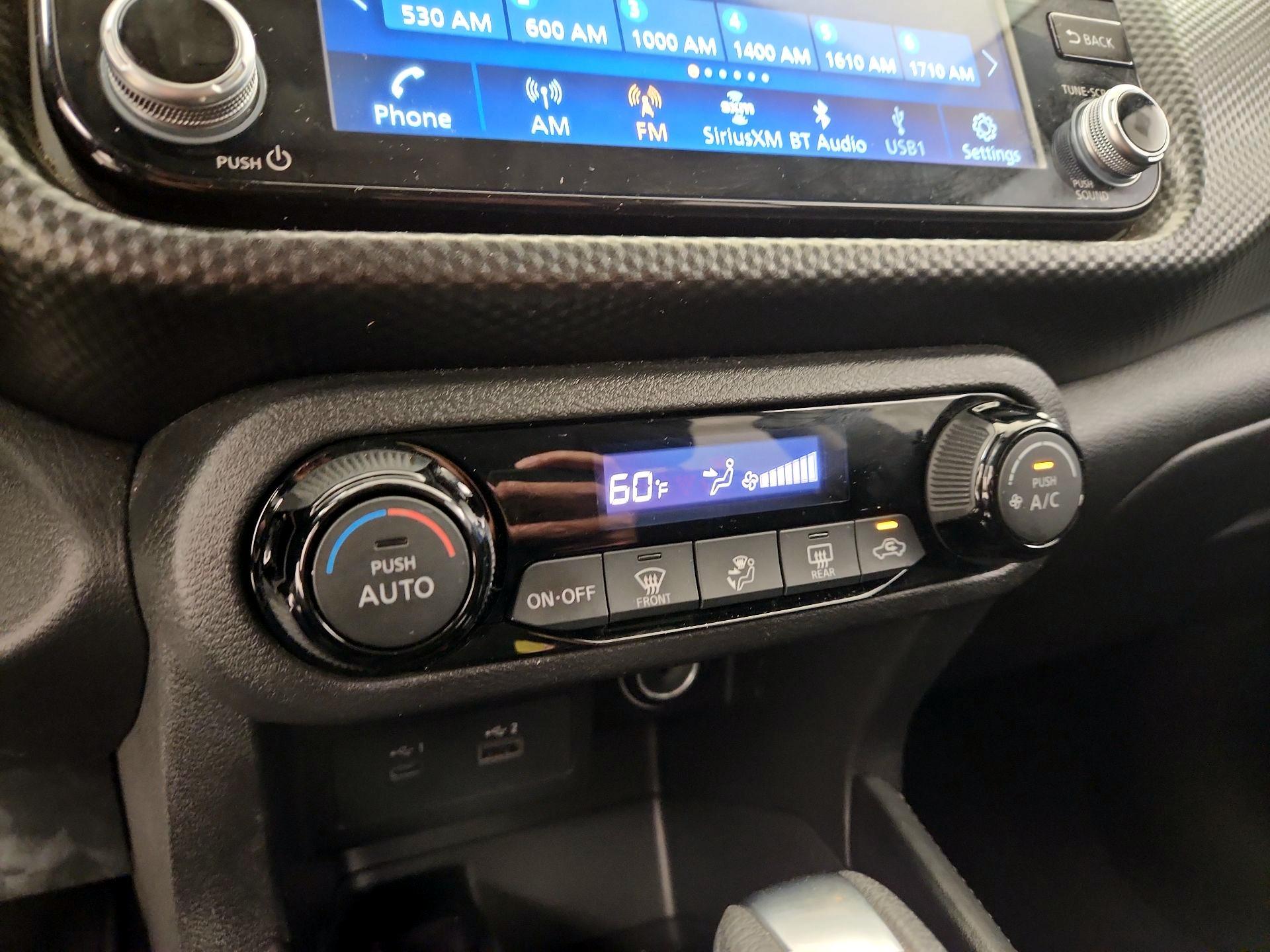 Thumbnail: 2021 Nissan Kicks - 16