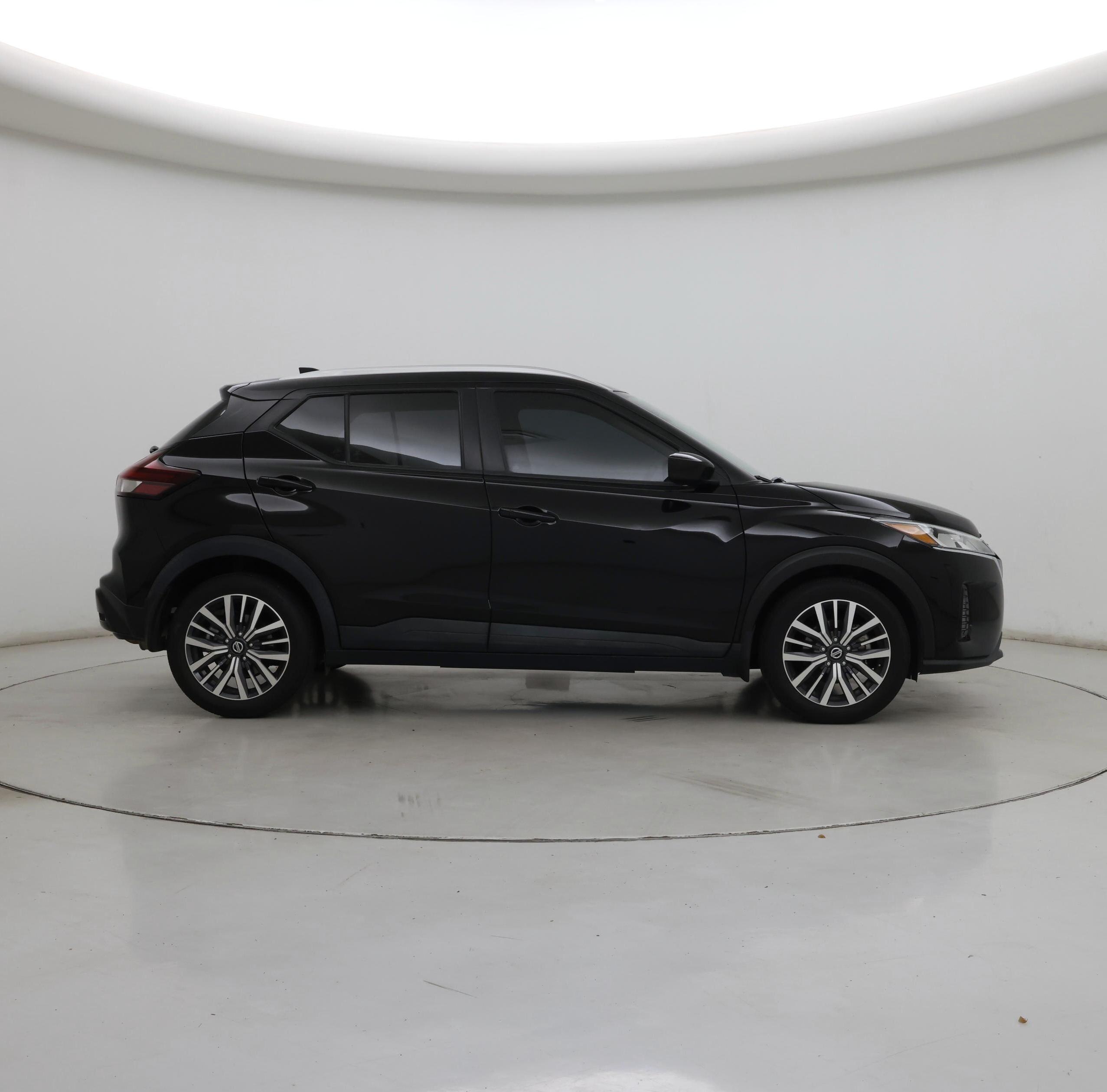 Thumbnail: 2021 Nissan Kicks - 7