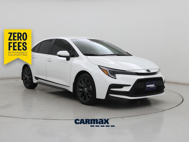 White 2025 Toyota Corolla SE FWD Sedan Front-Wheel Drive Automatic