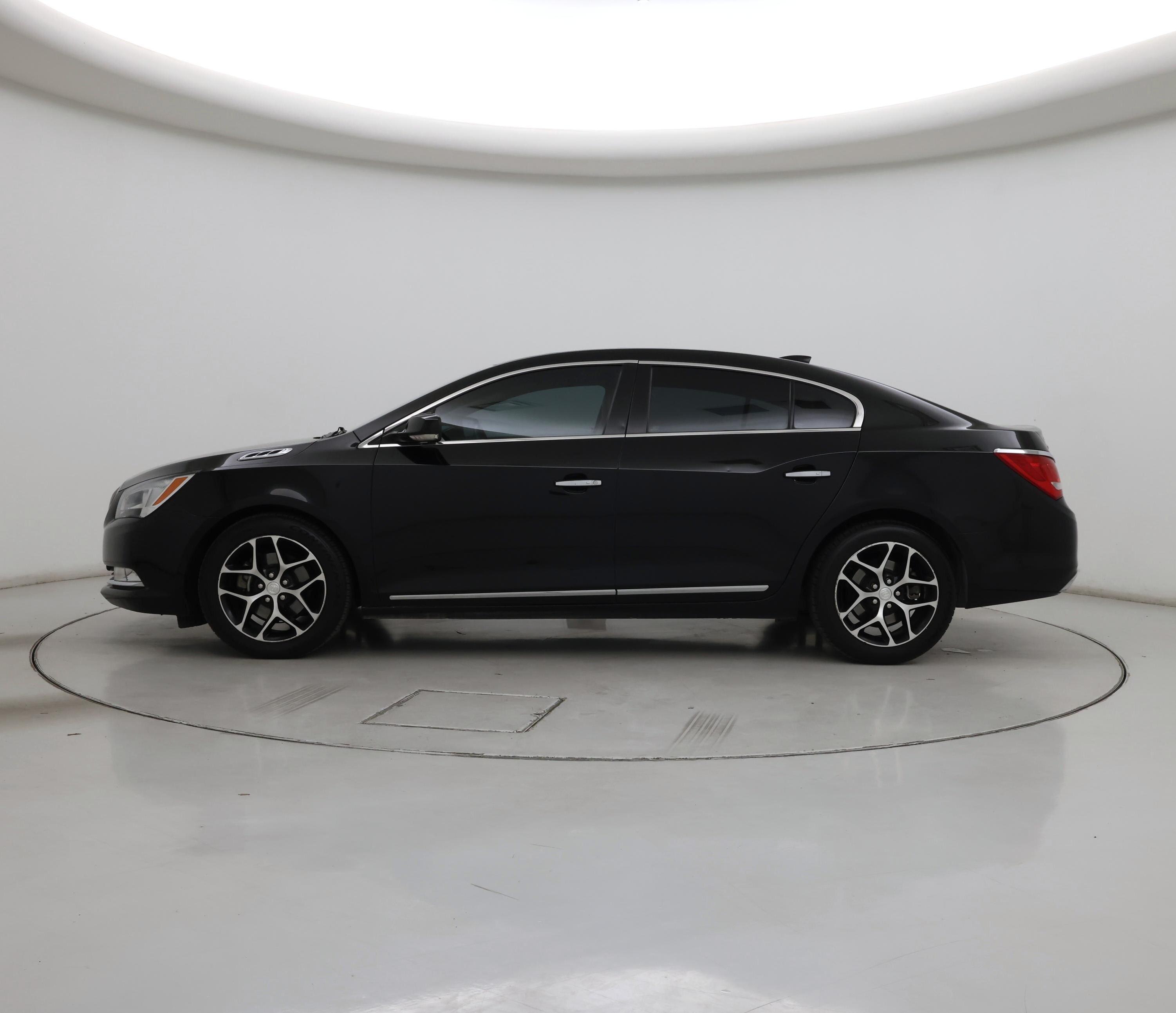Thumbnail: 2016 Buick LaCrosse - 3