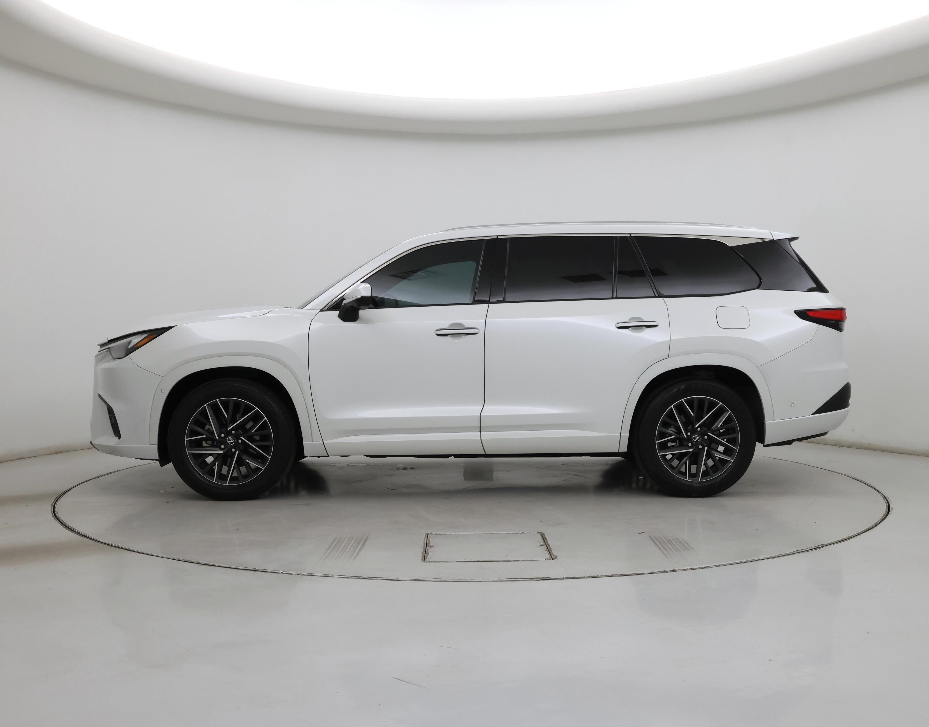 Thumbnail: 2024 Lexus TX - 3
