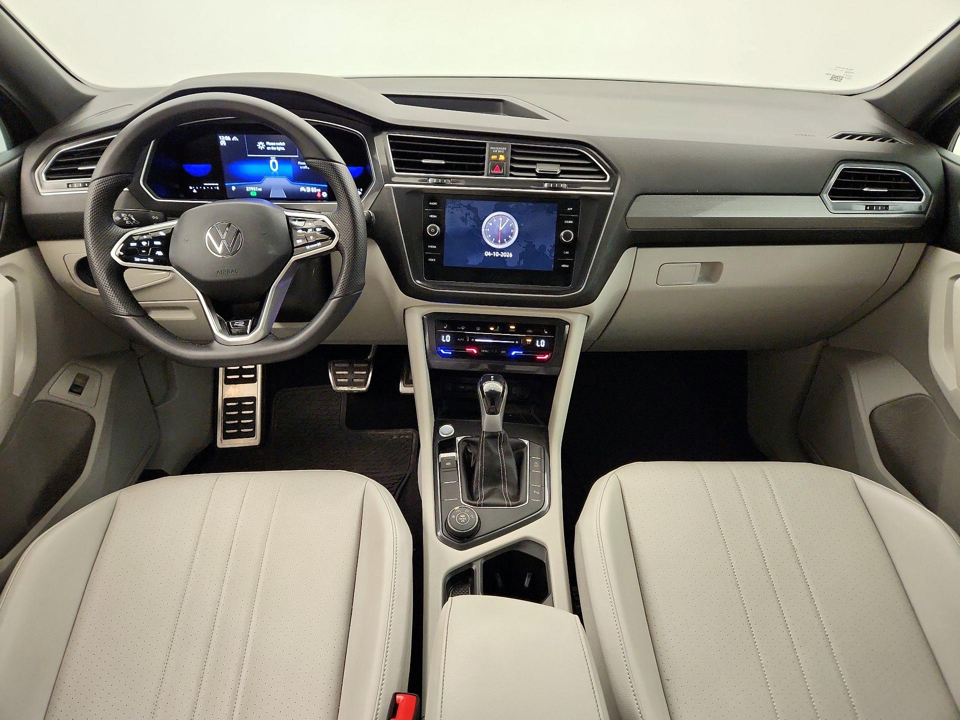 Thumbnail: 2022 Volkswagen Tiguan - 9