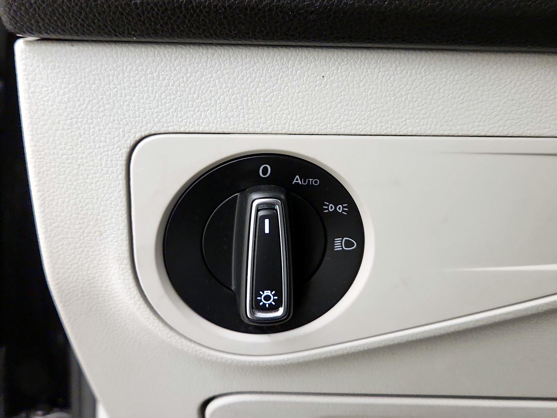 Thumbnail: 2022 Volkswagen Tiguan - 13