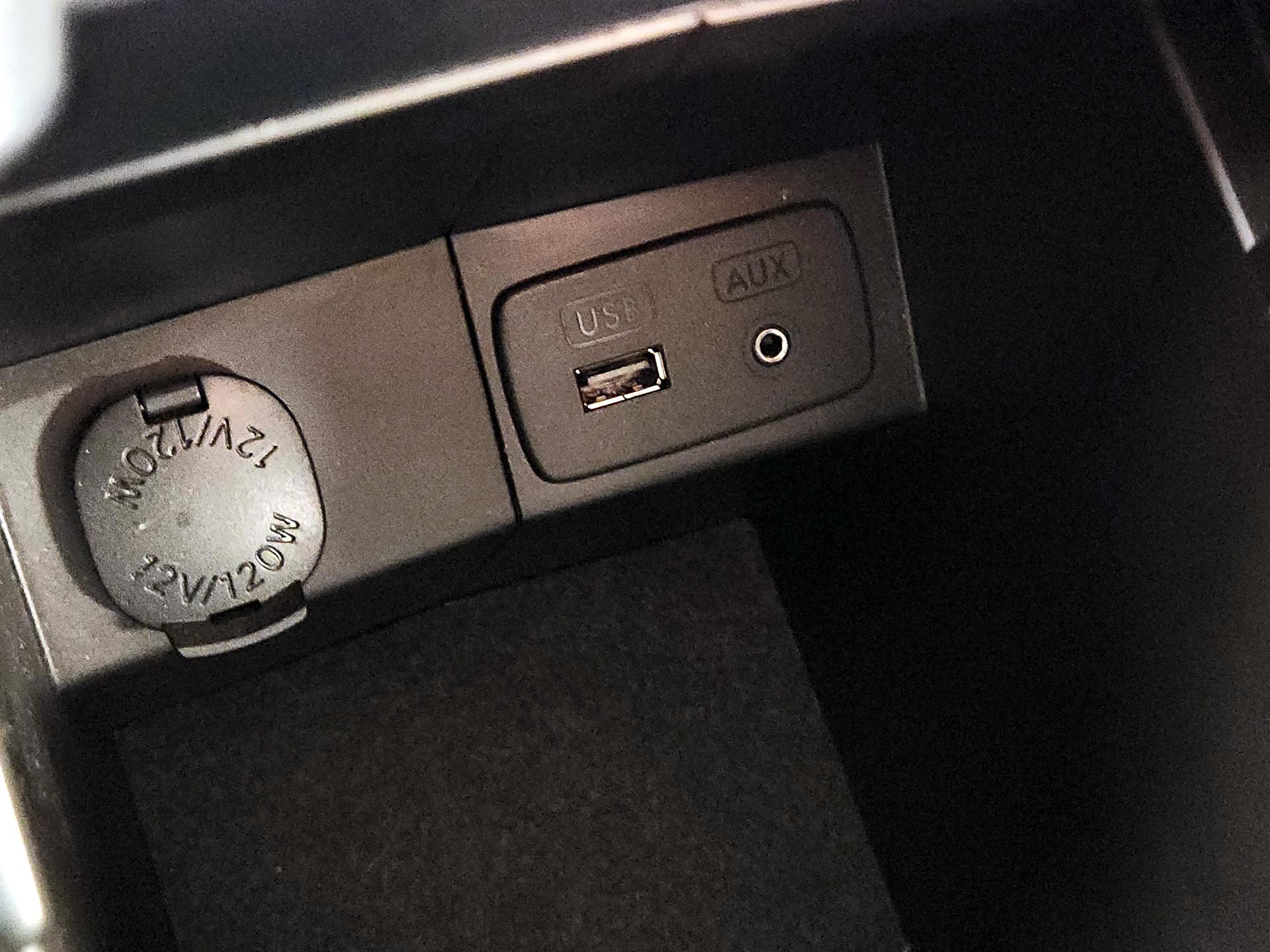 Thumbnail: 2014 Subaru Forester - 17