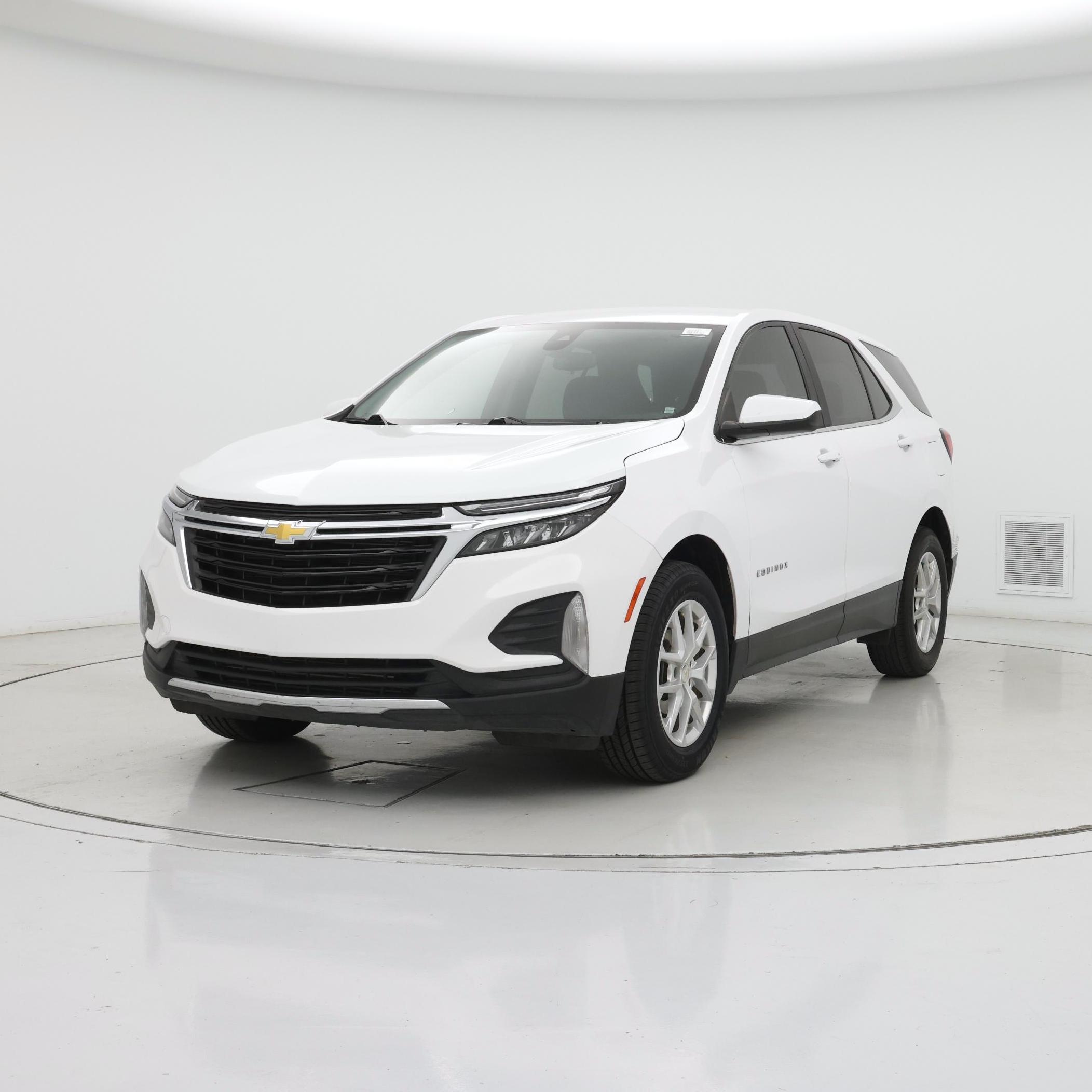 Thumbnail: 2022 Chevrolet Equinox - 4