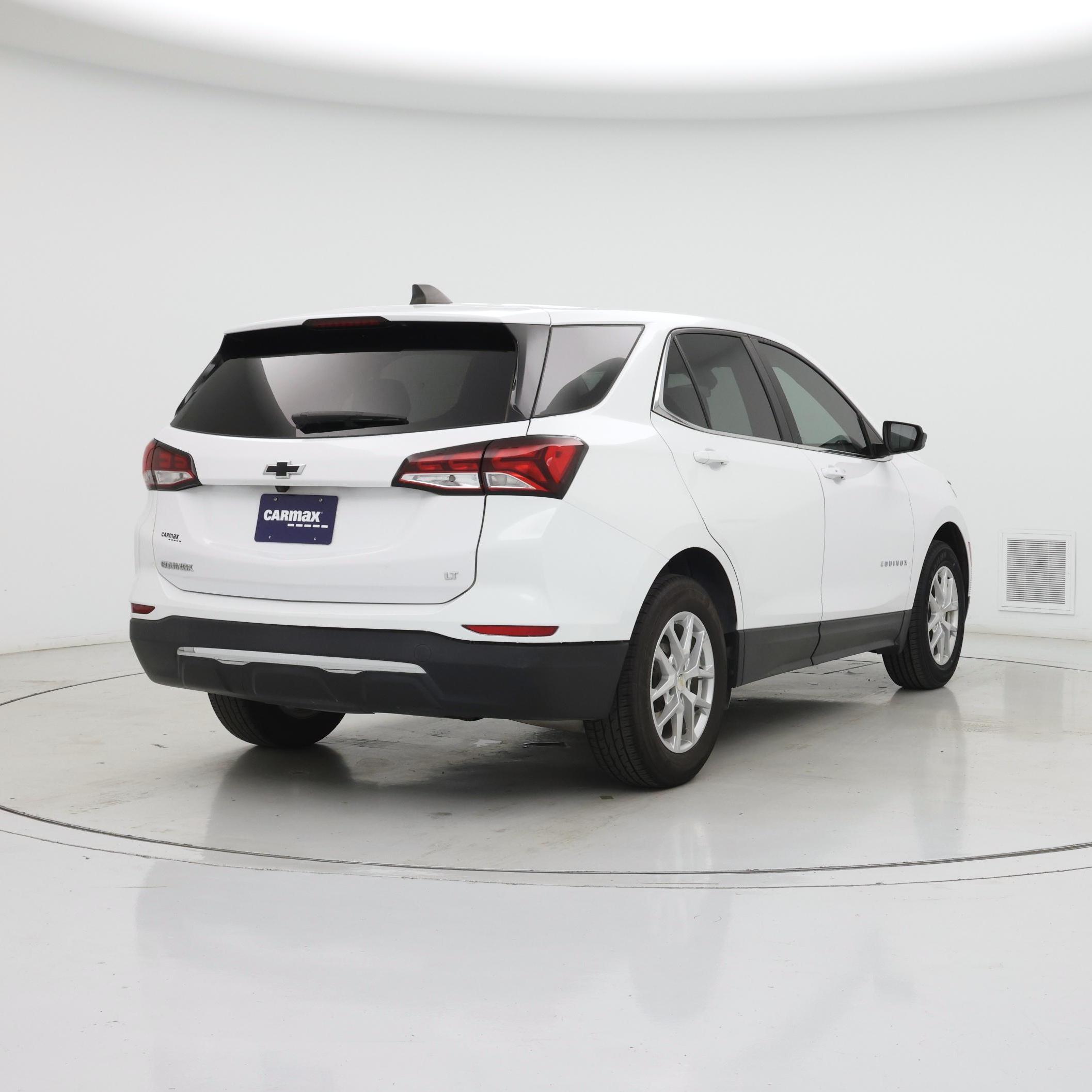 Thumbnail: 2022 Chevrolet Equinox - 8