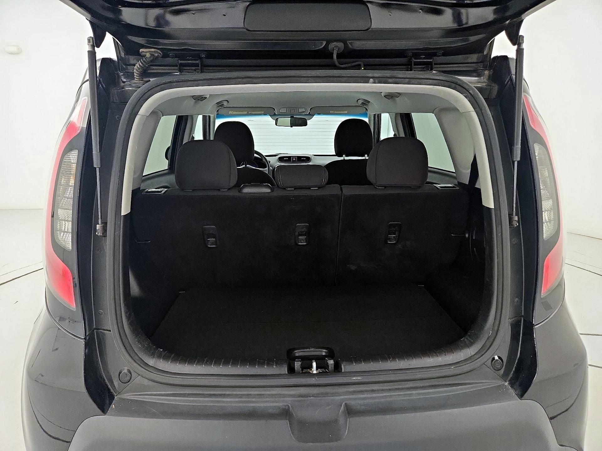 Thumbnail: 2015 Kia Soul - 17
