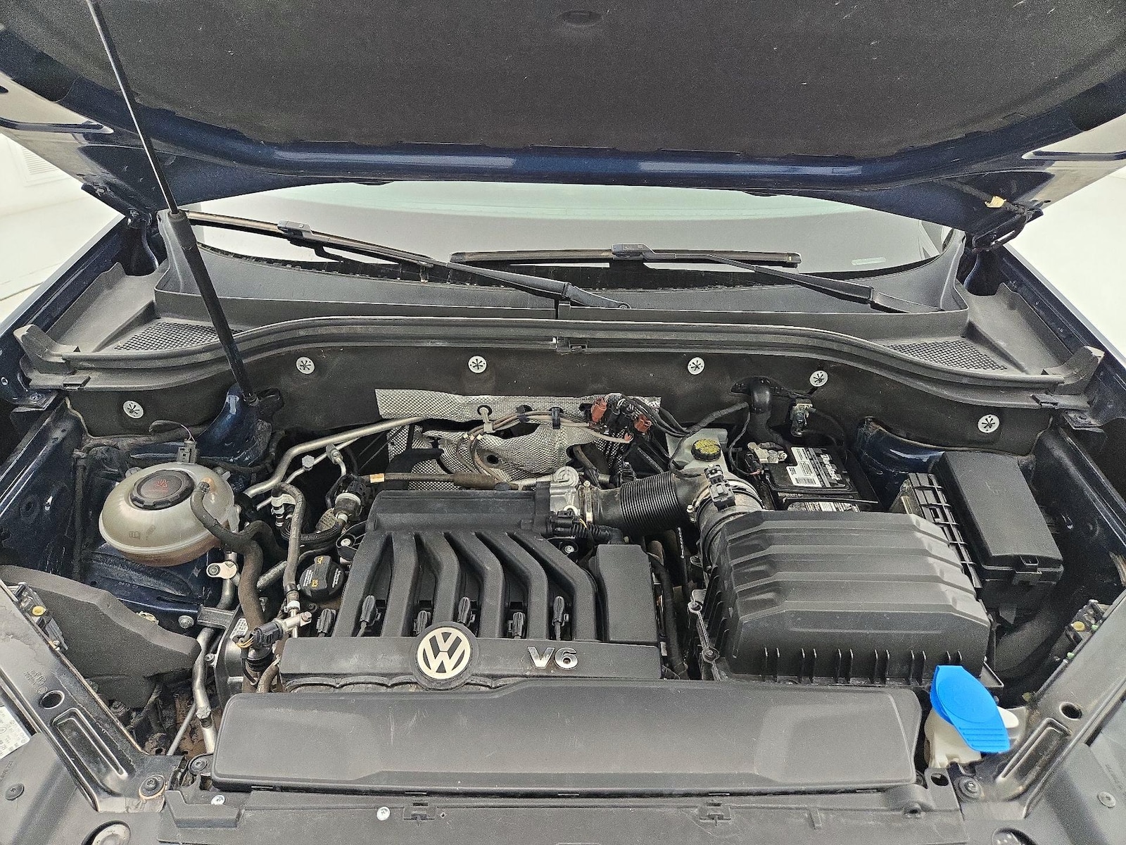 2018 Volkswagen Atlas SE w/Tech - Photo 24