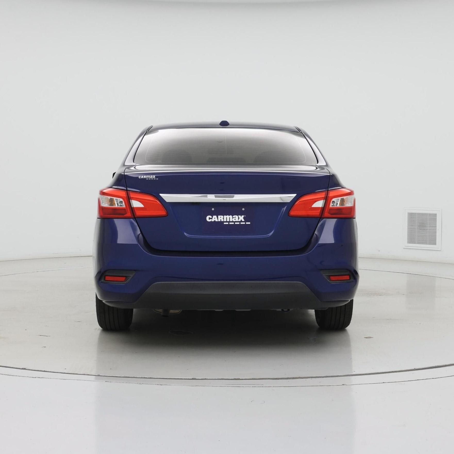 Thumbnail: 2018 Nissan Sentra - 6
