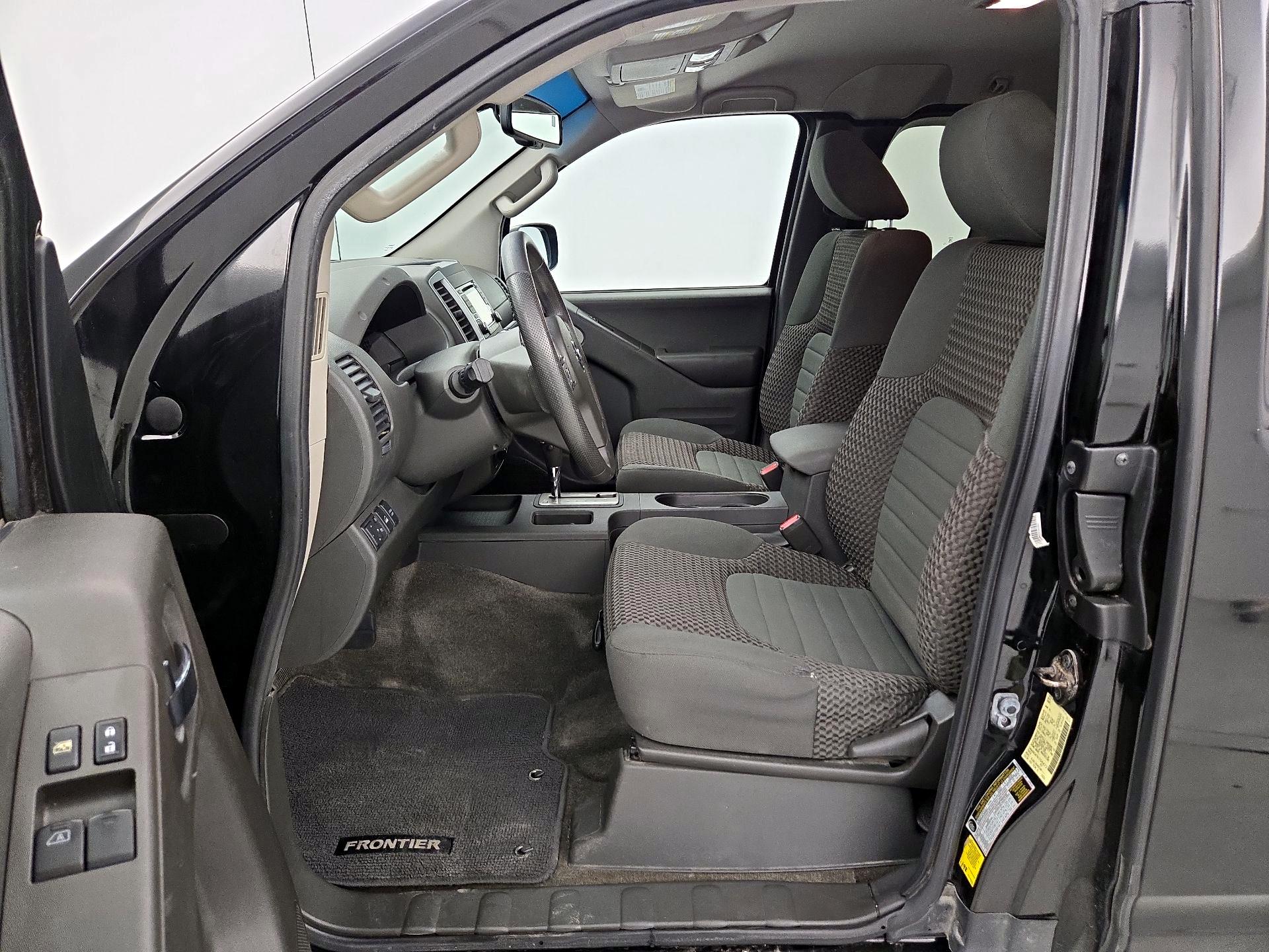 Thumbnail: 2015 Nissan Frontier - 11