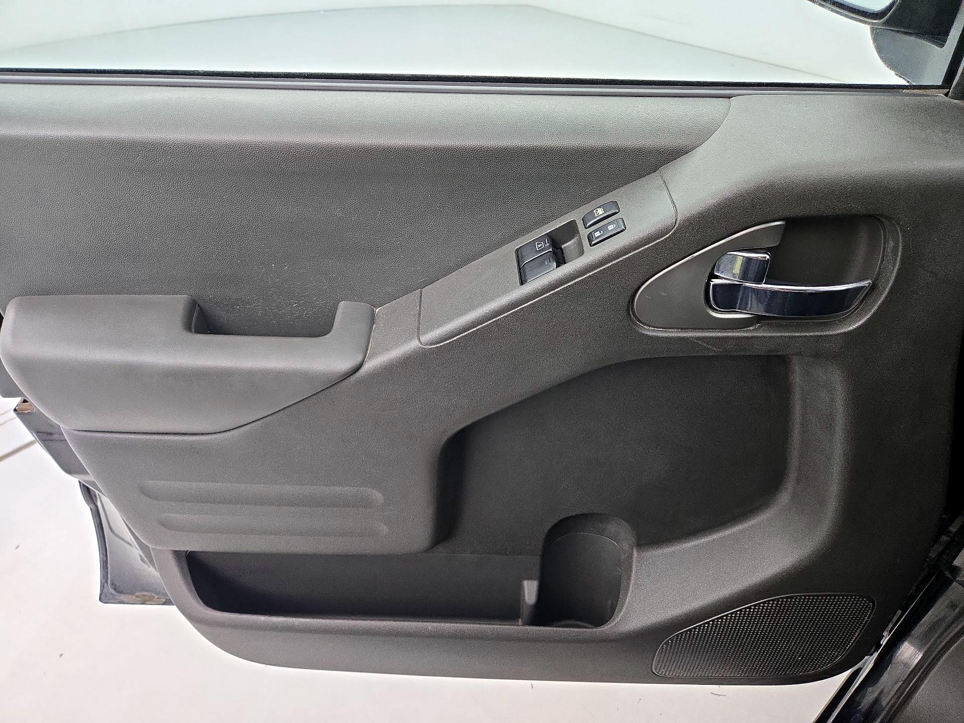 Thumbnail: 2015 Nissan Frontier - 12