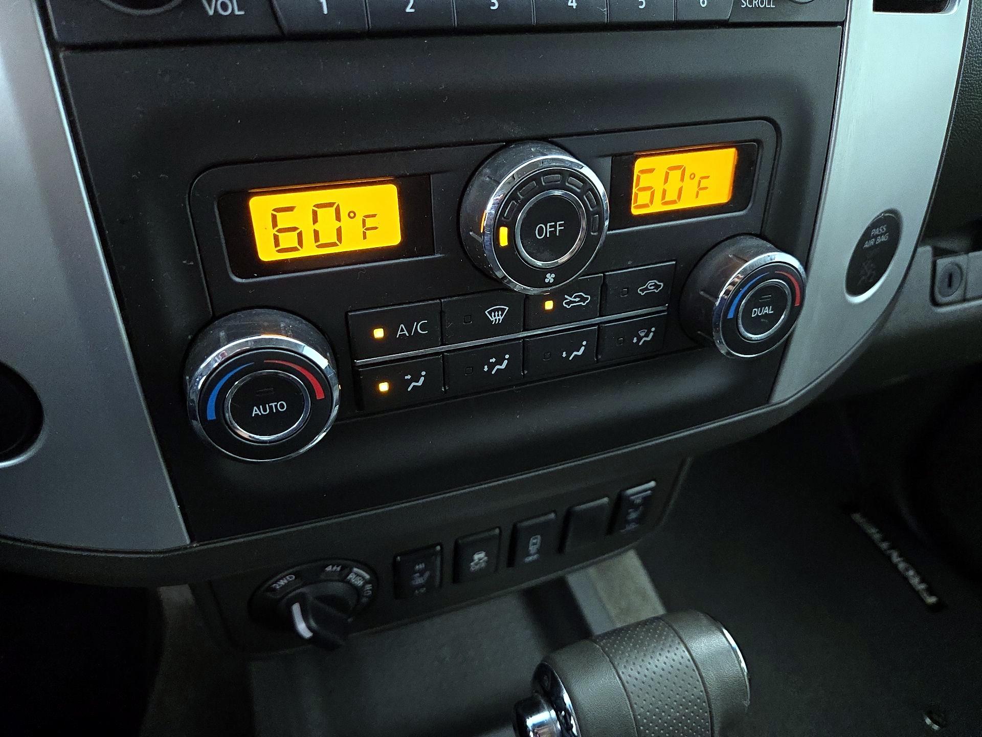 Thumbnail: 2015 Nissan Frontier - 16