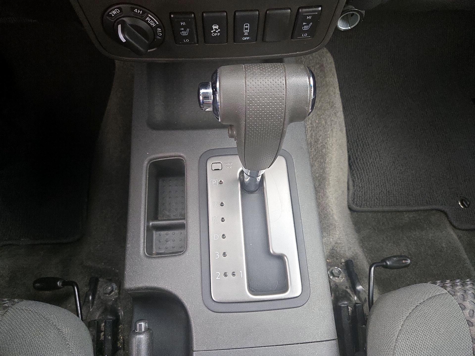 Thumbnail: 2015 Nissan Frontier - 17