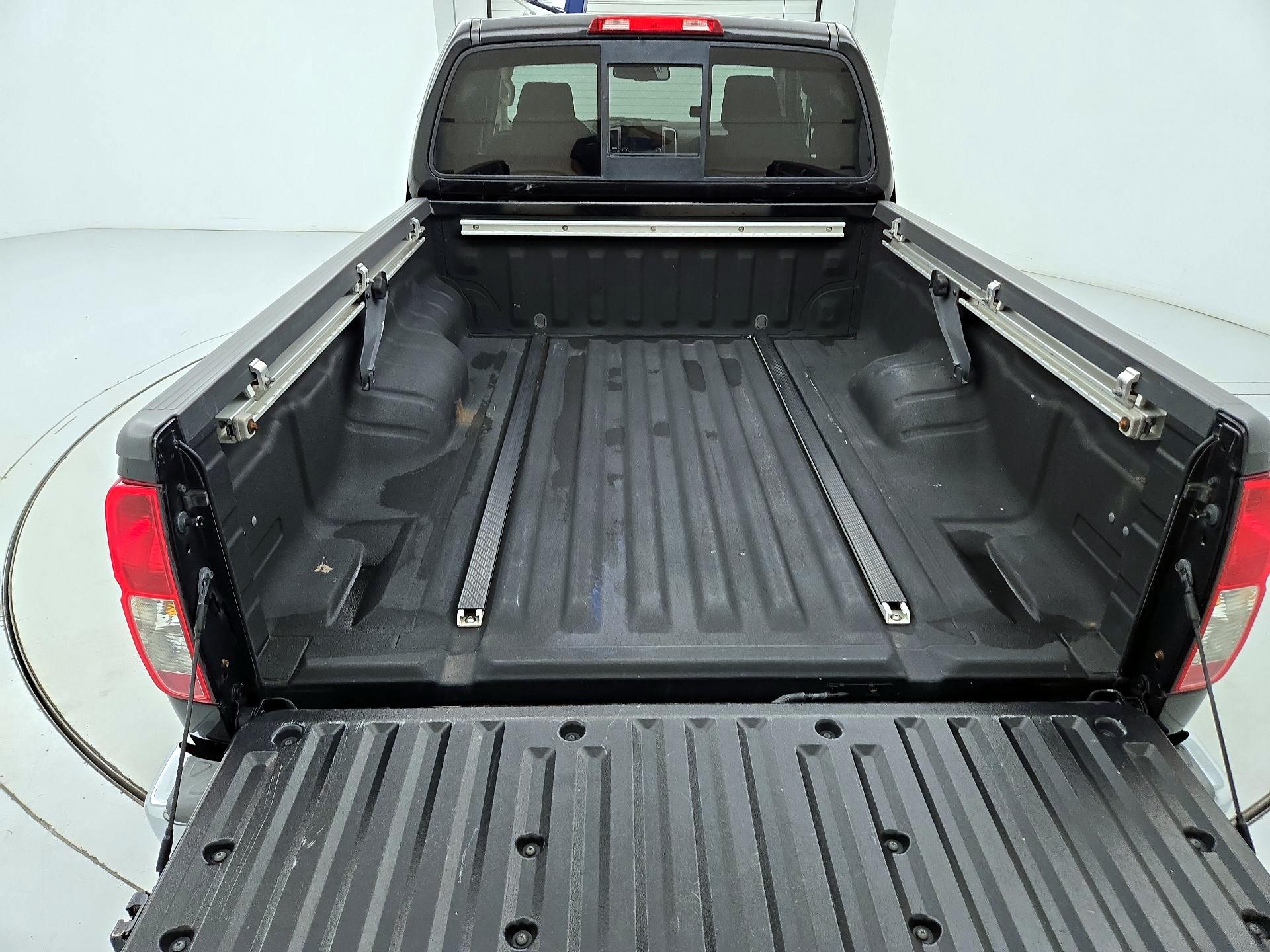 Thumbnail: 2015 Nissan Frontier - 20