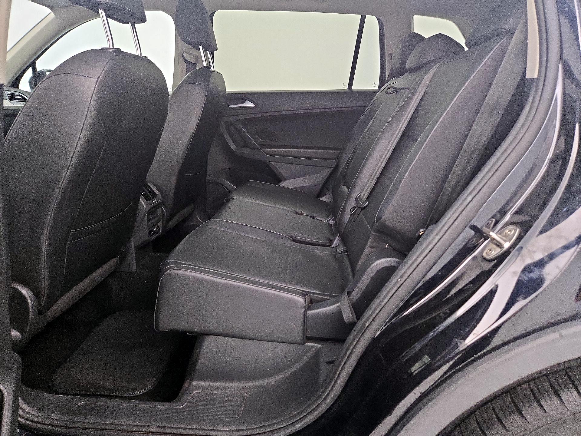 Thumbnail: 2019 Volkswagen Tiguan - 19