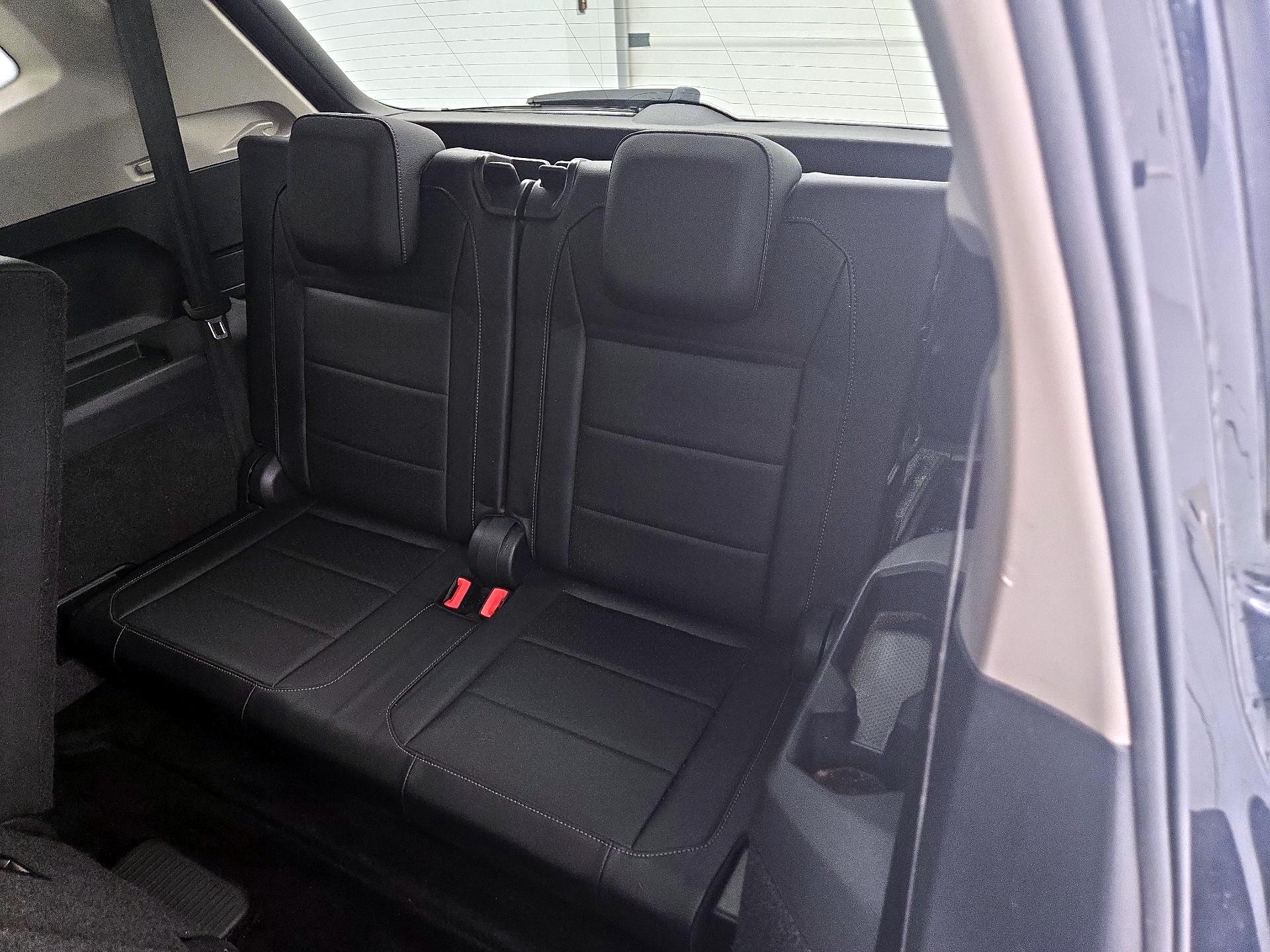Thumbnail: 2019 Volkswagen Tiguan - 20