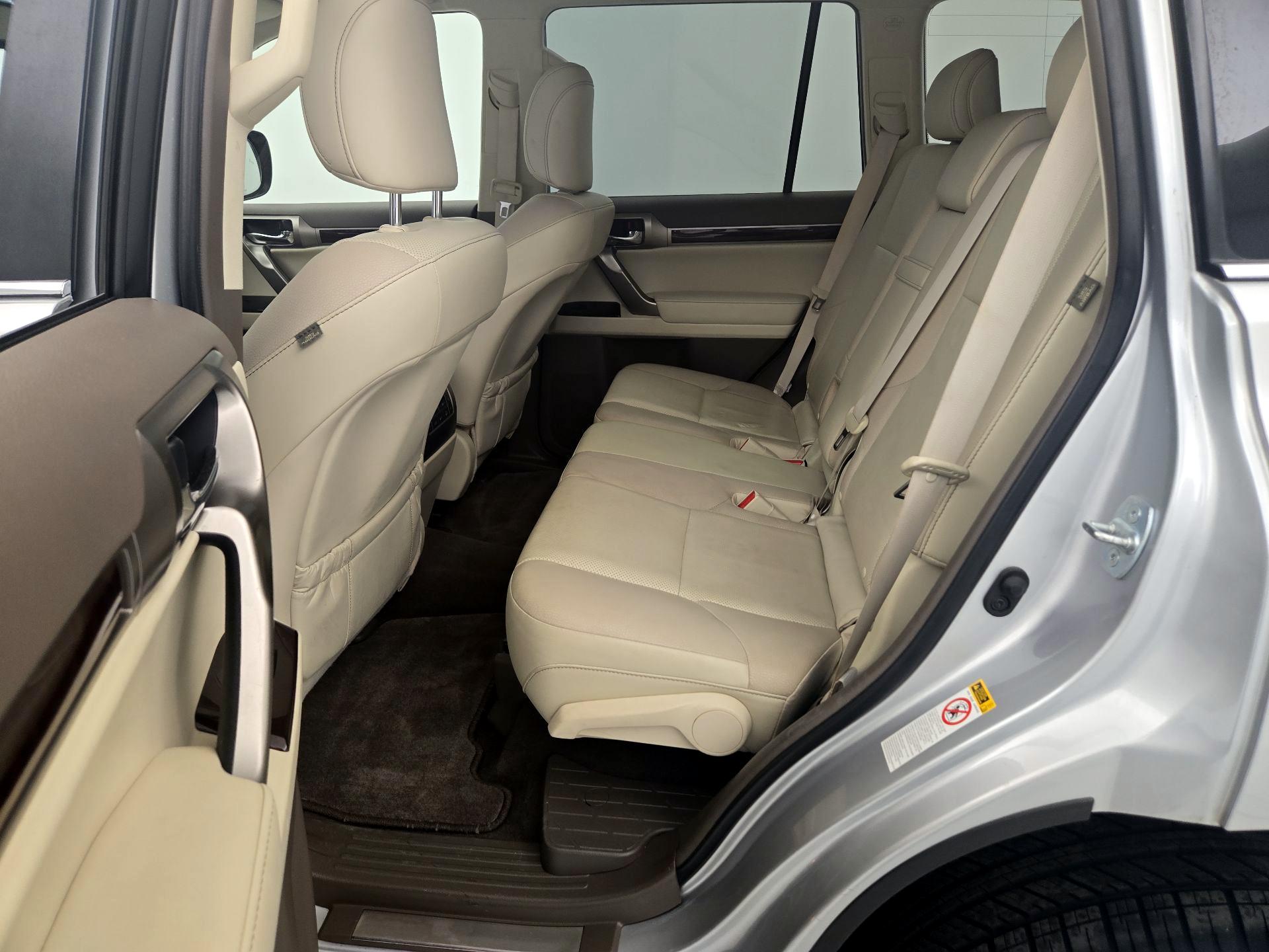 Thumbnail: 2017 Lexus GX - 19