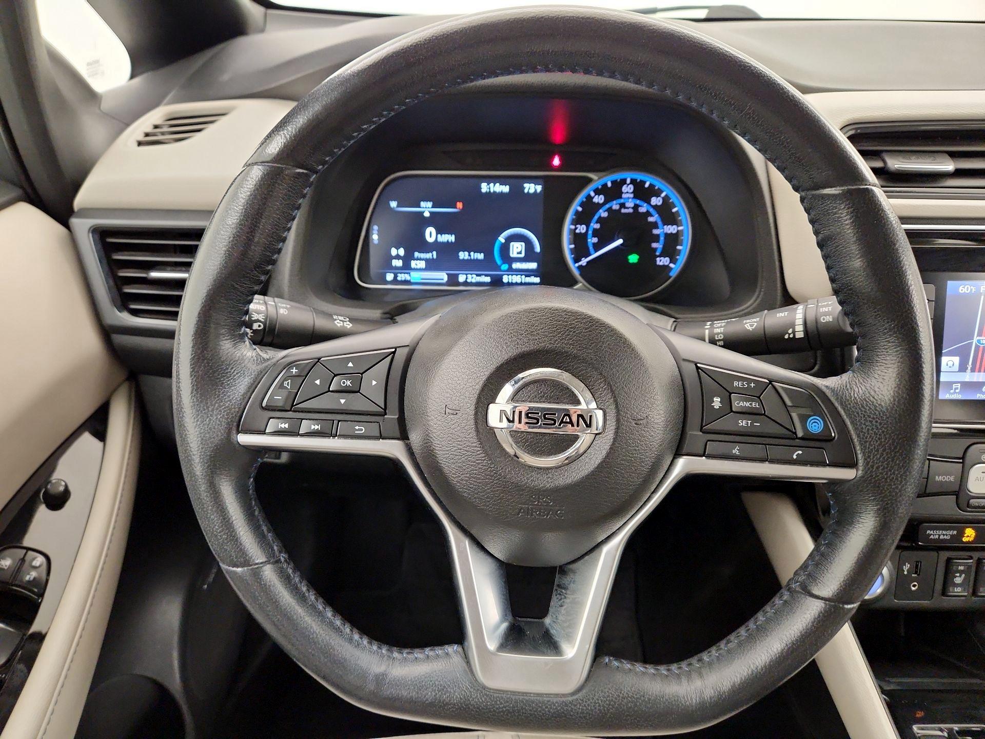 Thumbnail: 2019 Nissan Leaf - 10