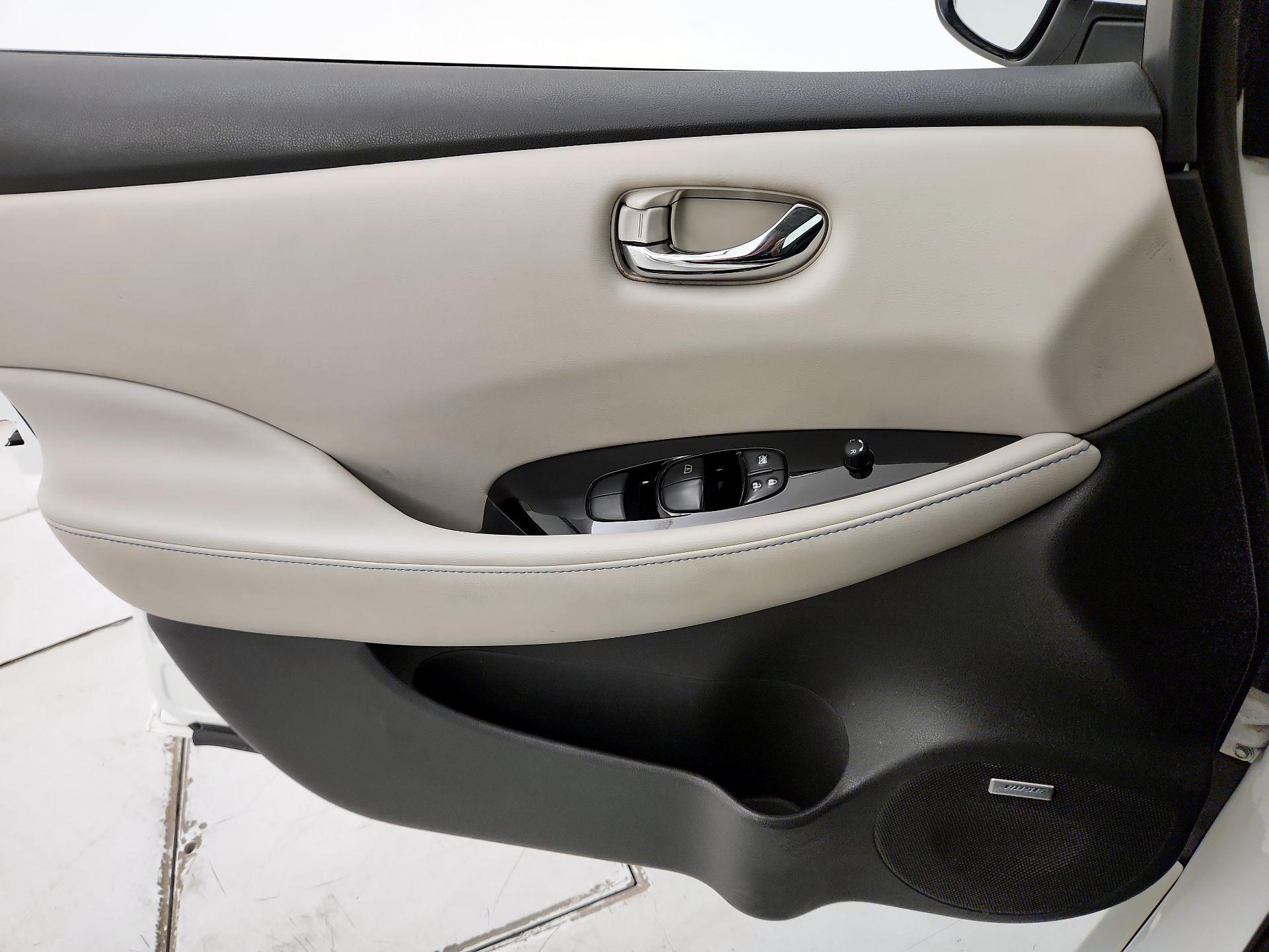 Thumbnail: 2019 Nissan Leaf - 12