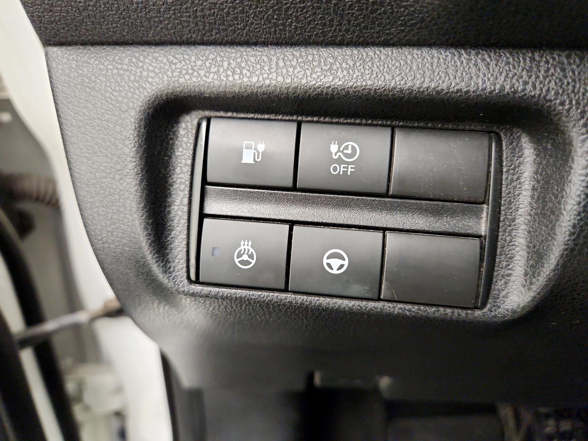 Thumbnail: 2019 Nissan Leaf - 13