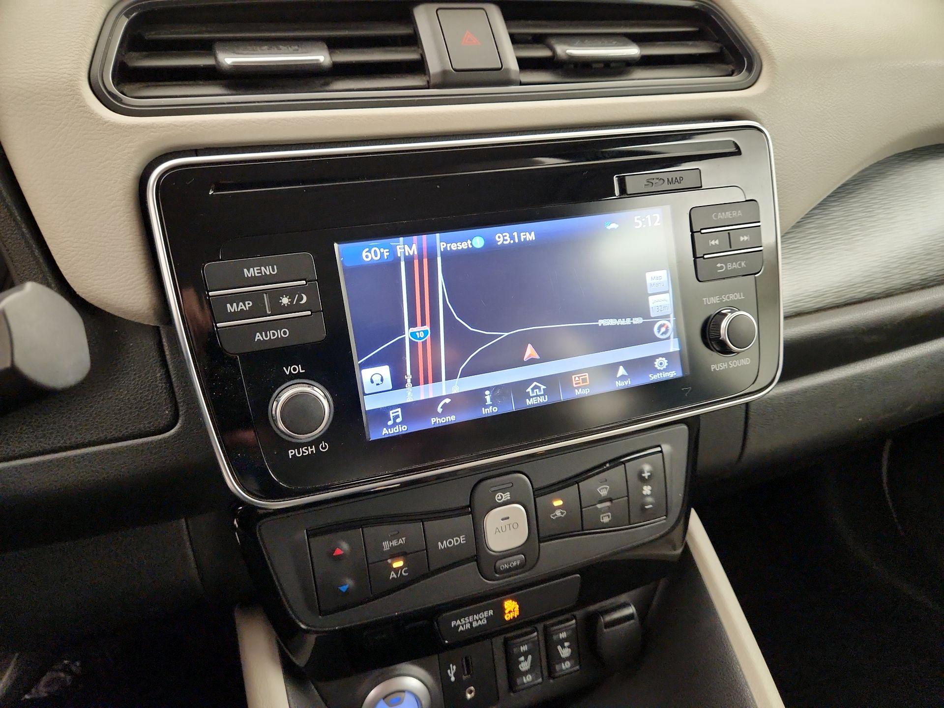 Thumbnail: 2019 Nissan Leaf - 14