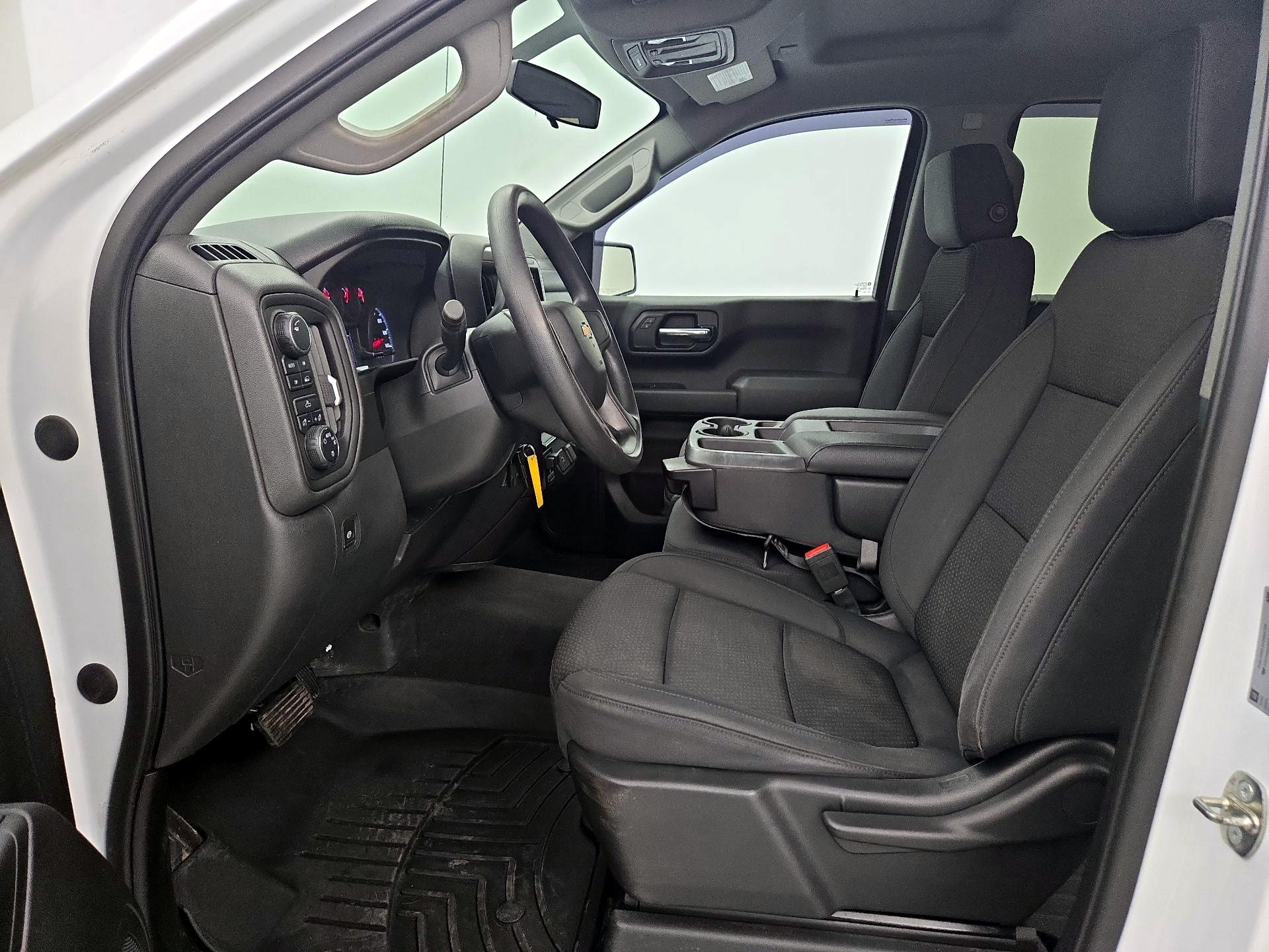 Thumbnail: 2019 Chevrolet Silverado 1500 - 11