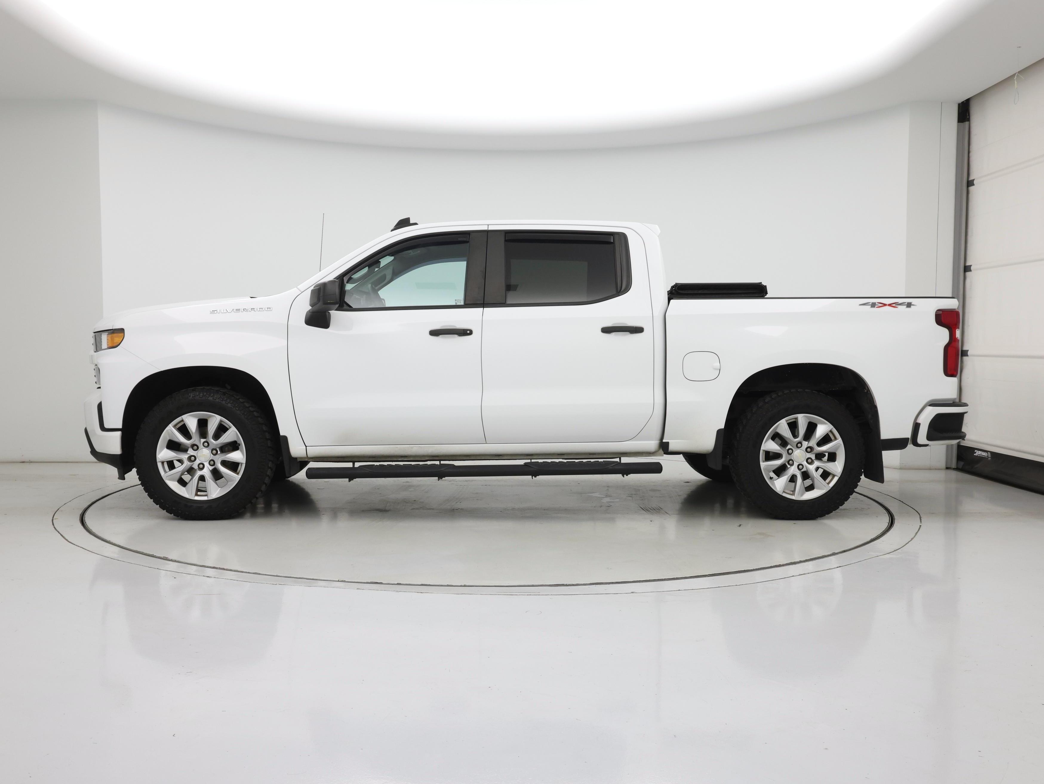 Thumbnail: 2019 Chevrolet Silverado 1500 - 3