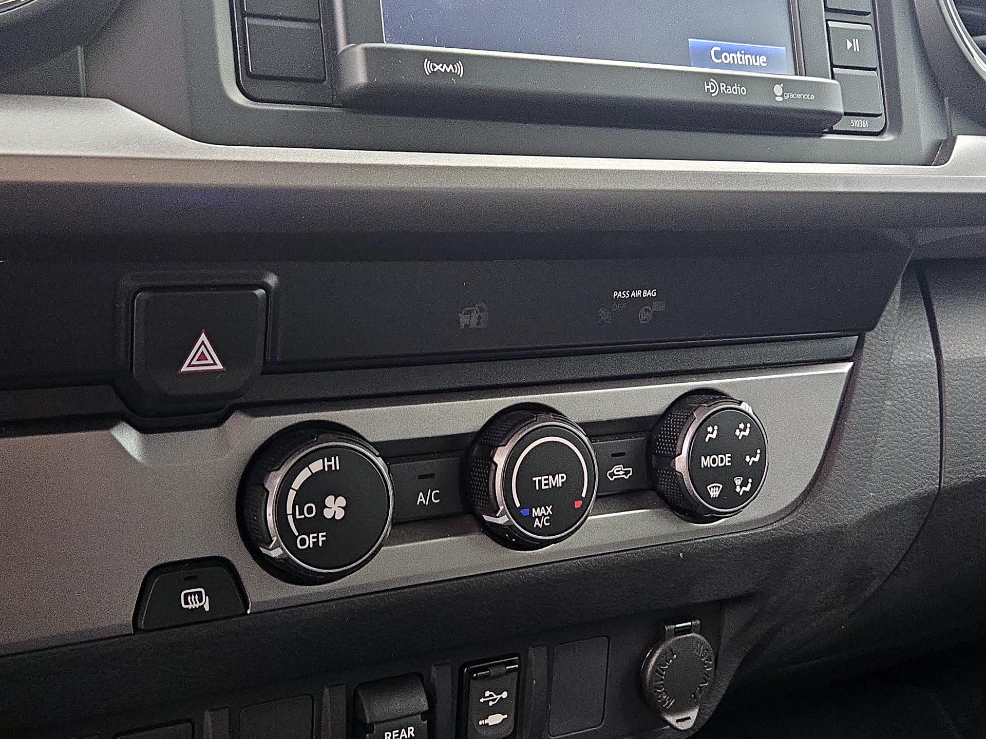 Thumbnail: 2019 Toyota Tacoma - 16