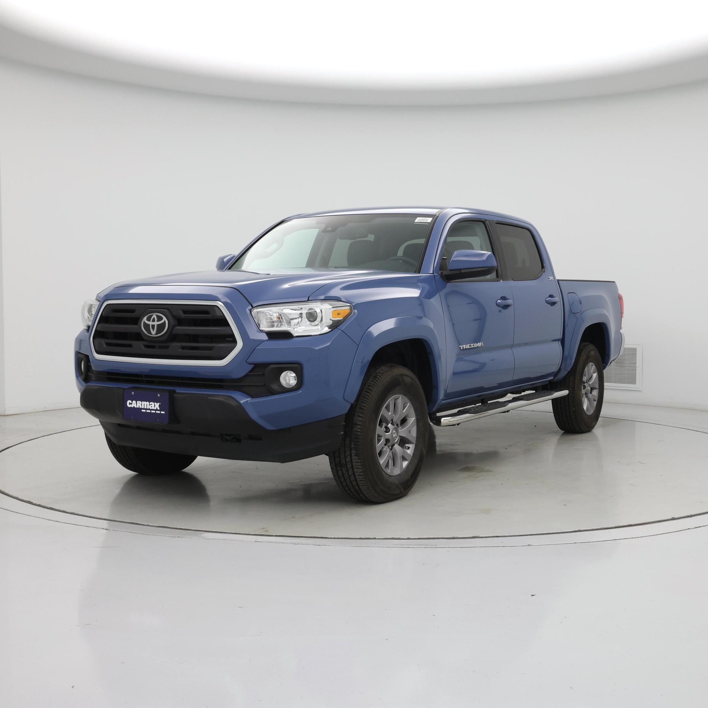 Thumbnail: 2019 Toyota Tacoma - 4