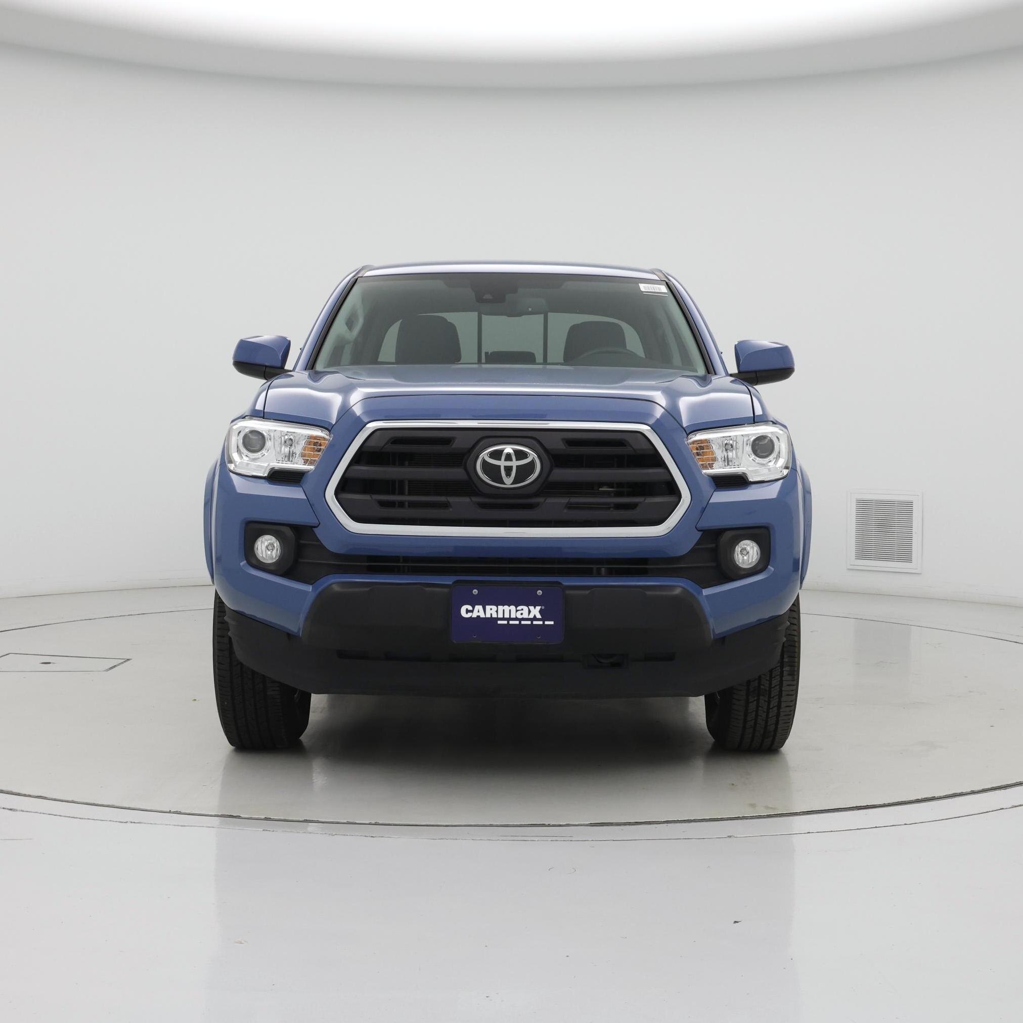Thumbnail: 2019 Toyota Tacoma - 5