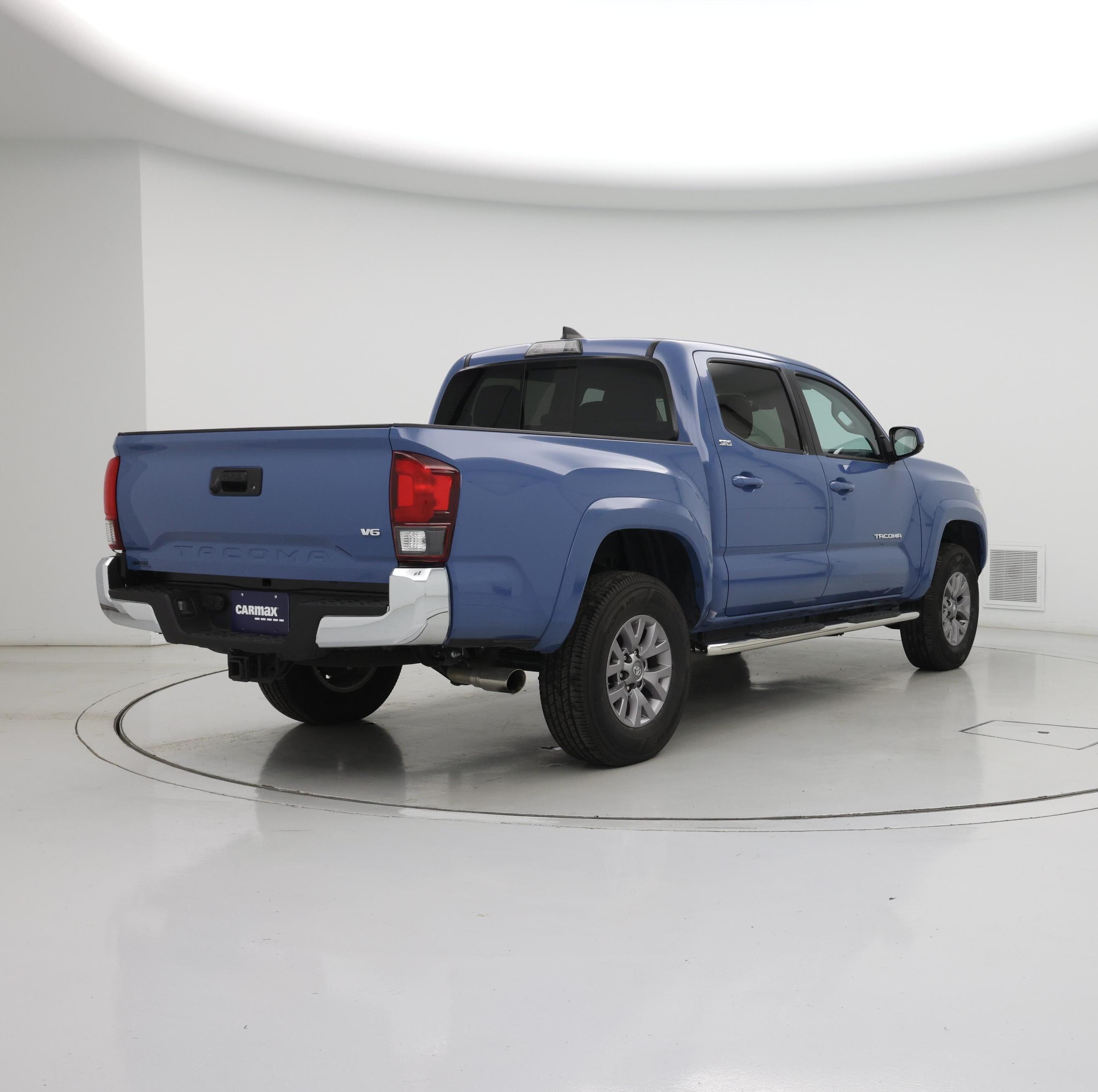 Thumbnail: 2019 Toyota Tacoma - 8