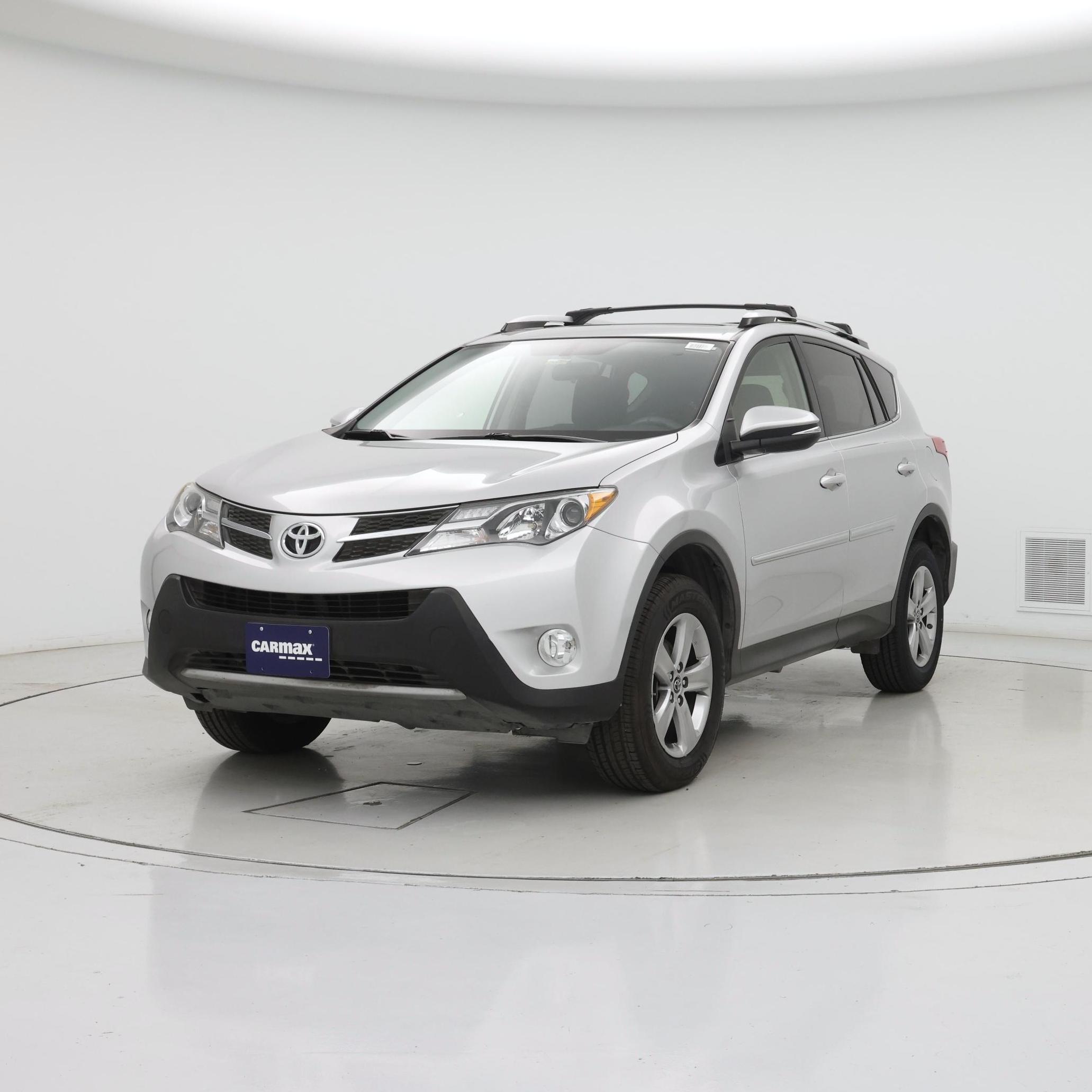 Thumbnail: 2015 Toyota RAV4 - 4