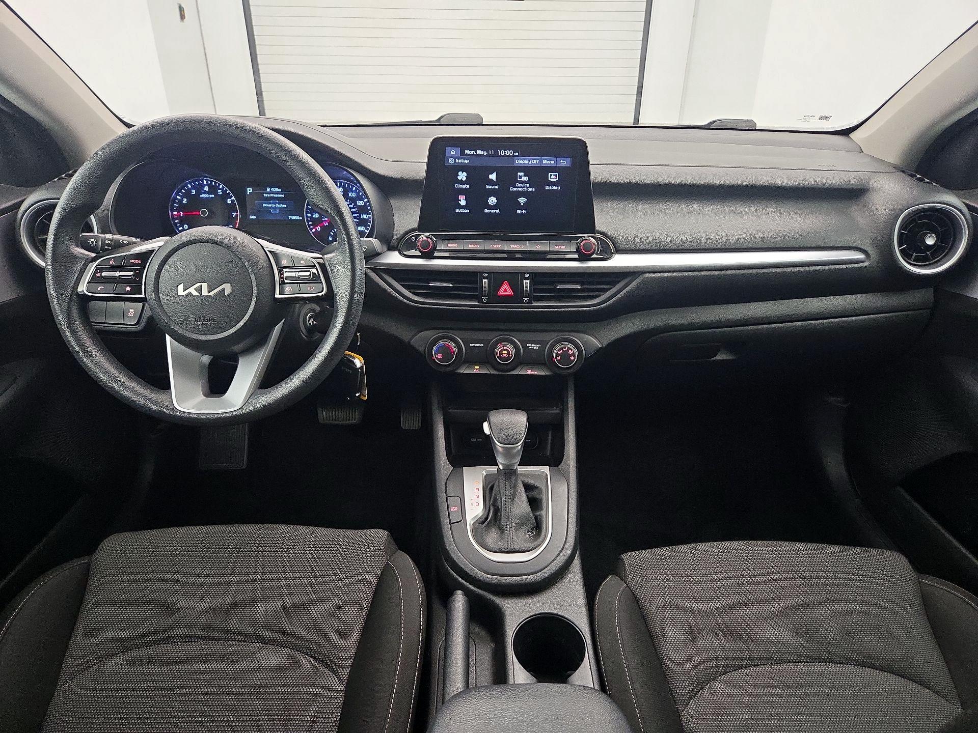 Thumbnail: 2022 Kia Forte - 9