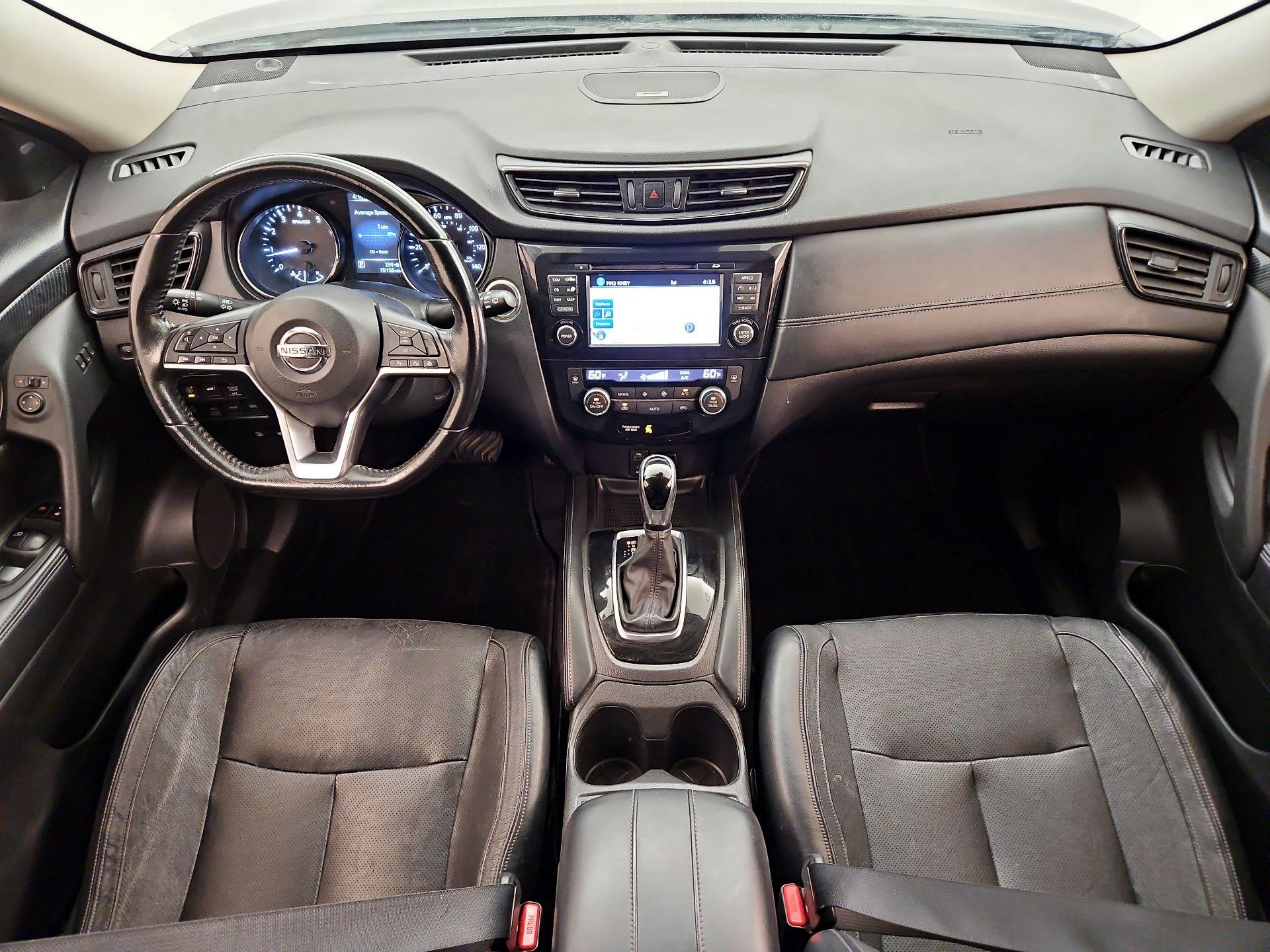 Thumbnail: 2017 Nissan Rogue - 9