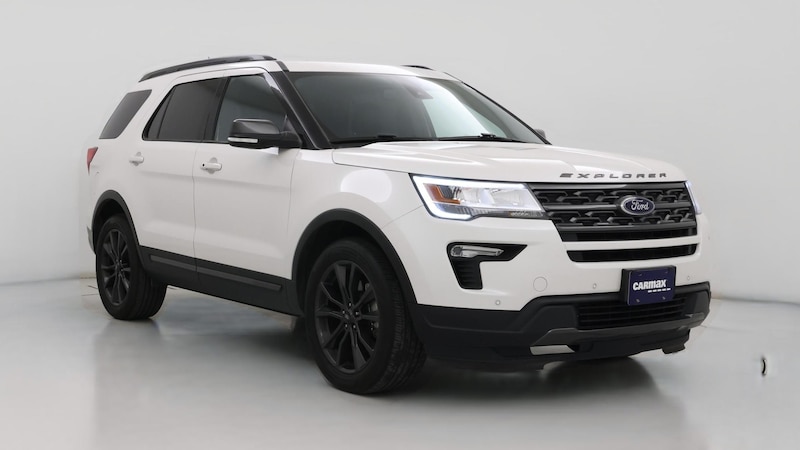2018 Ford Explorer XLT Hero Image